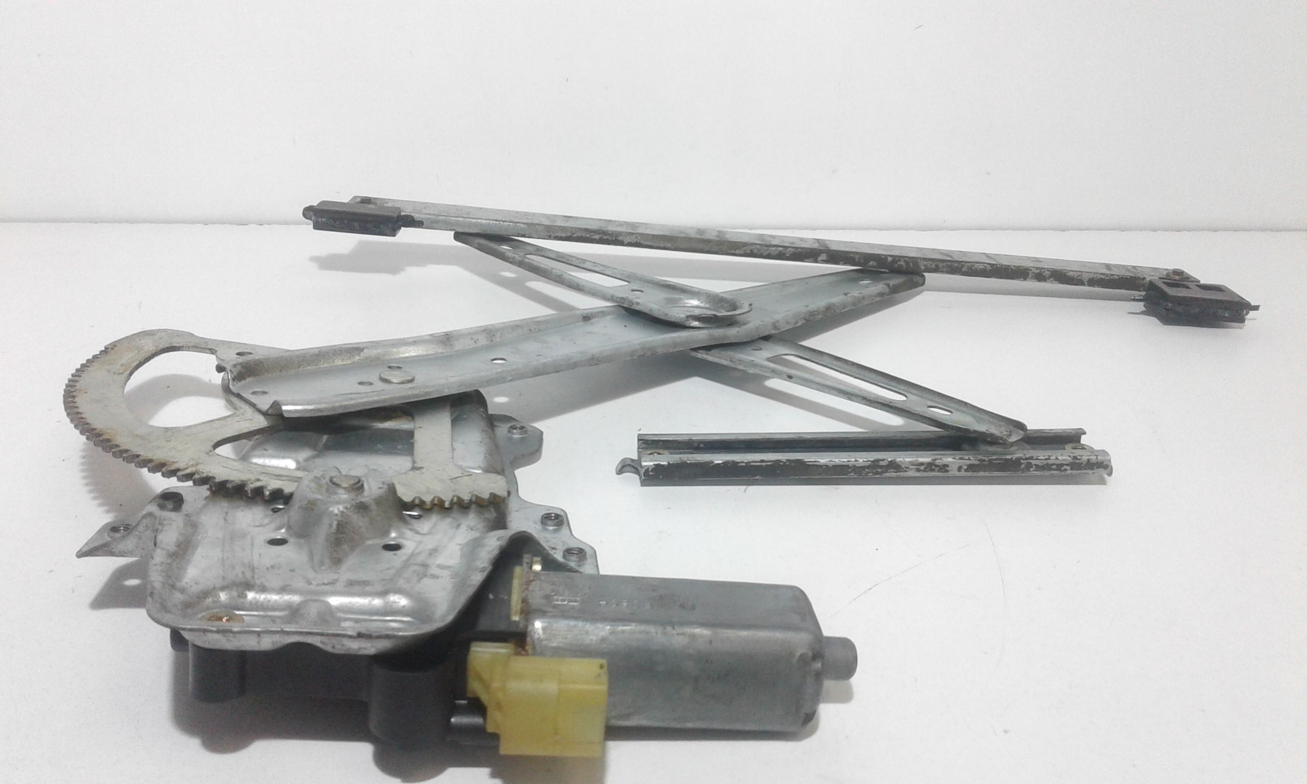 Cremagliera anteriore destra passeggero TOYOTA Yaris 1 Serie