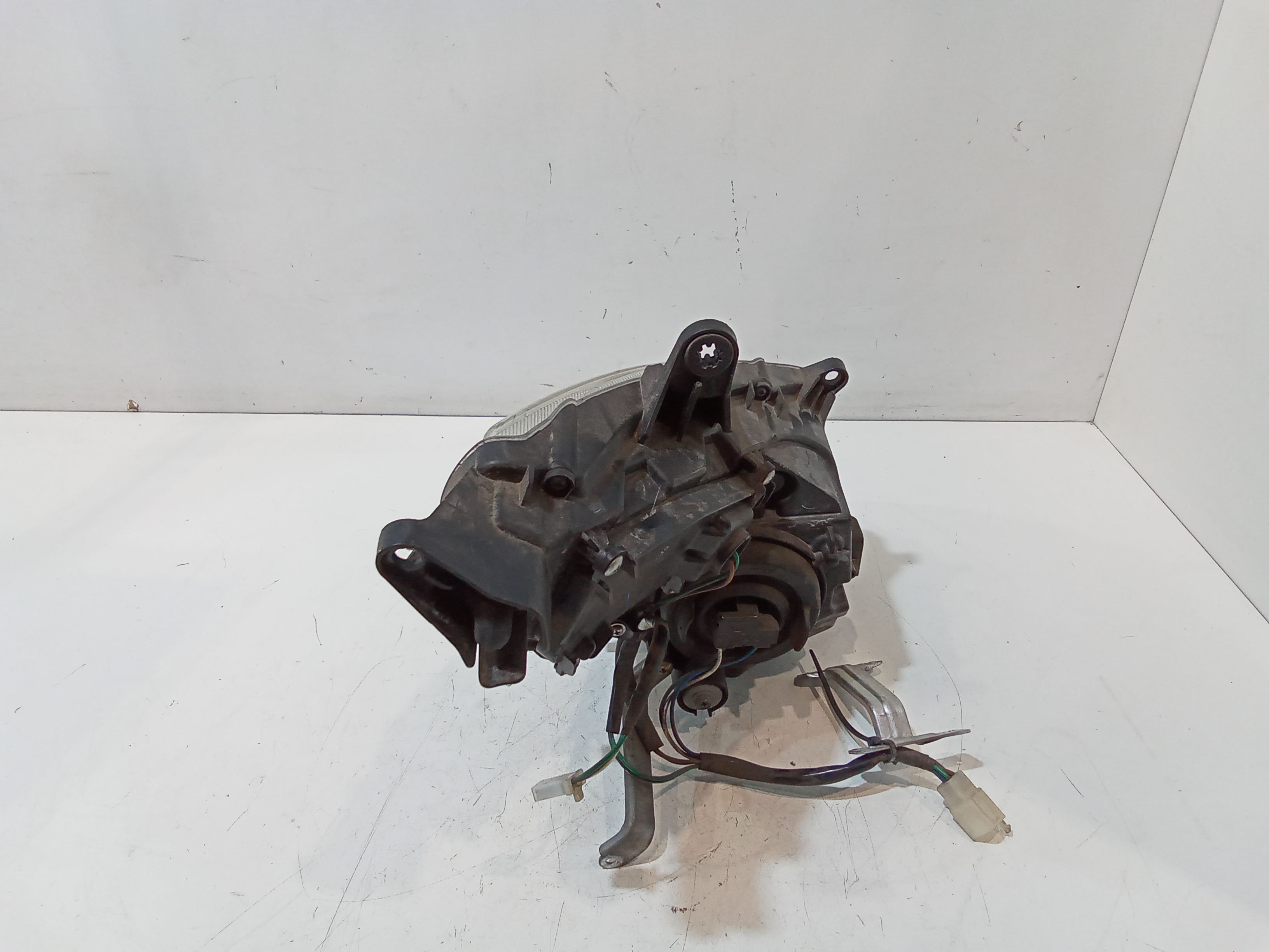 Faro anteriore per Sym Joymax 300cc (11>16) (2011 - 2016)