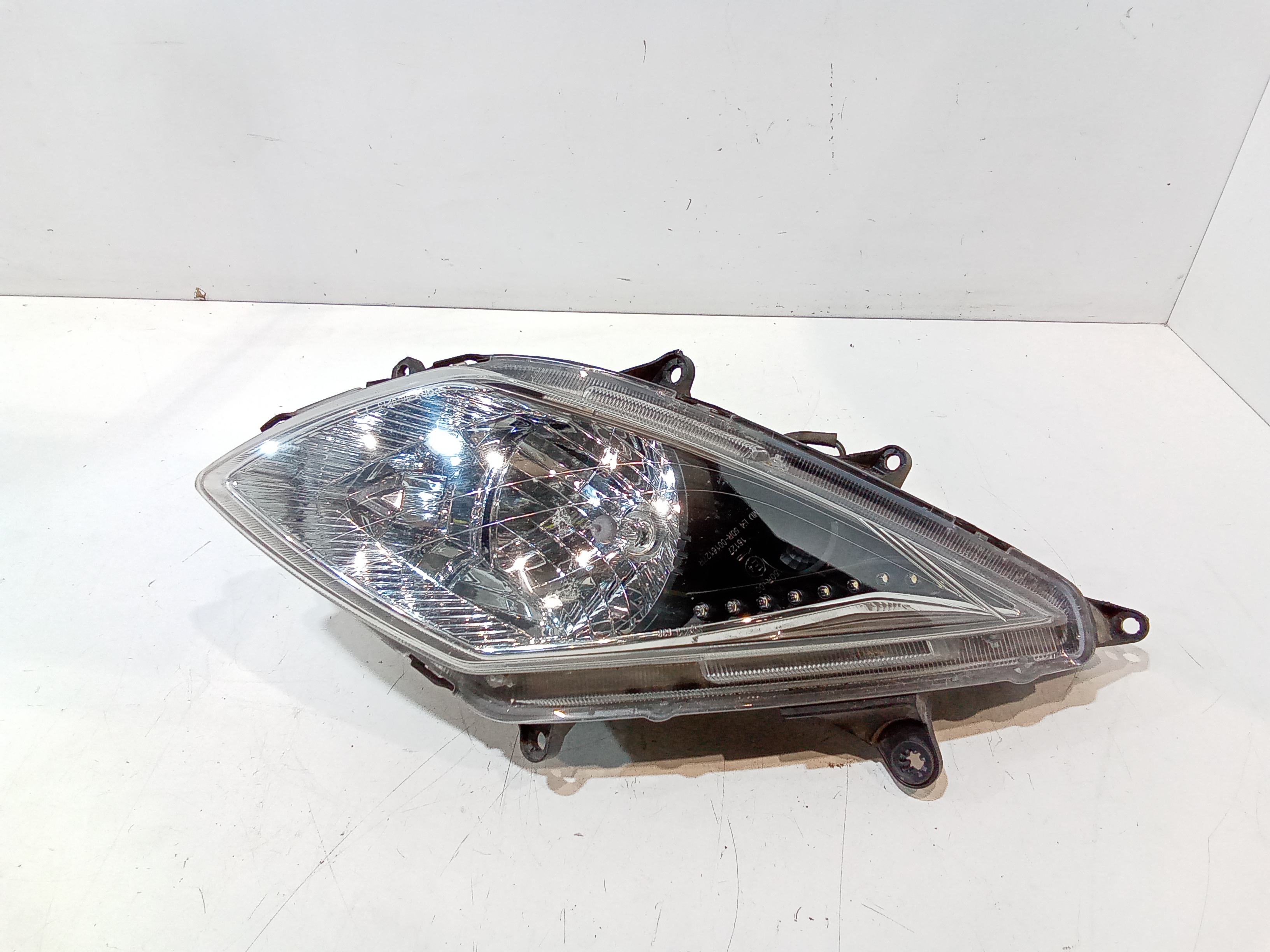 Faro anteriore per Sym Joymax 300cc (11>16) (2011 - 2016)