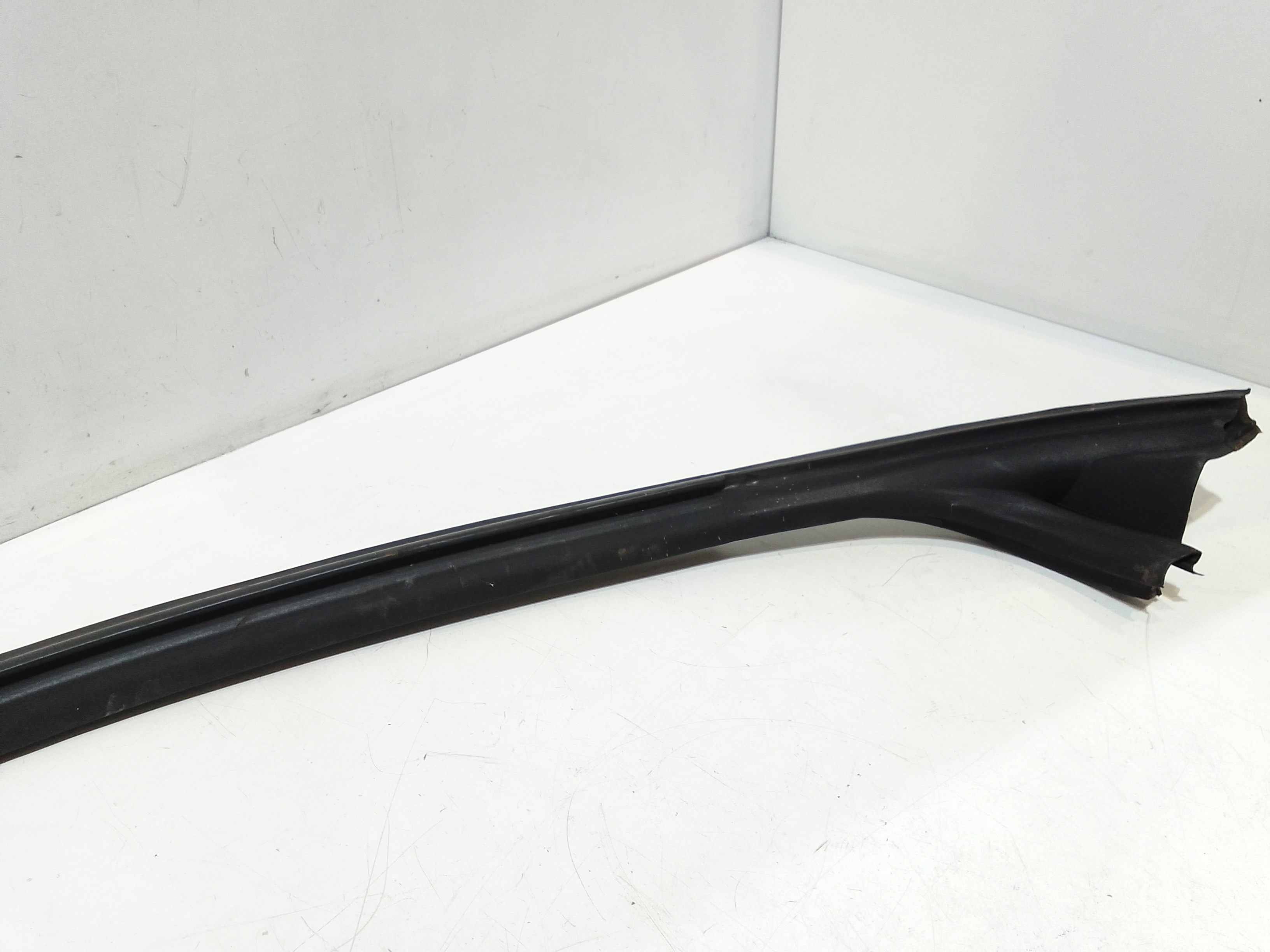 Guarnizioni portiere per Volkswagen Scirocco Serie (137) (08>14) (2008 - 2014)