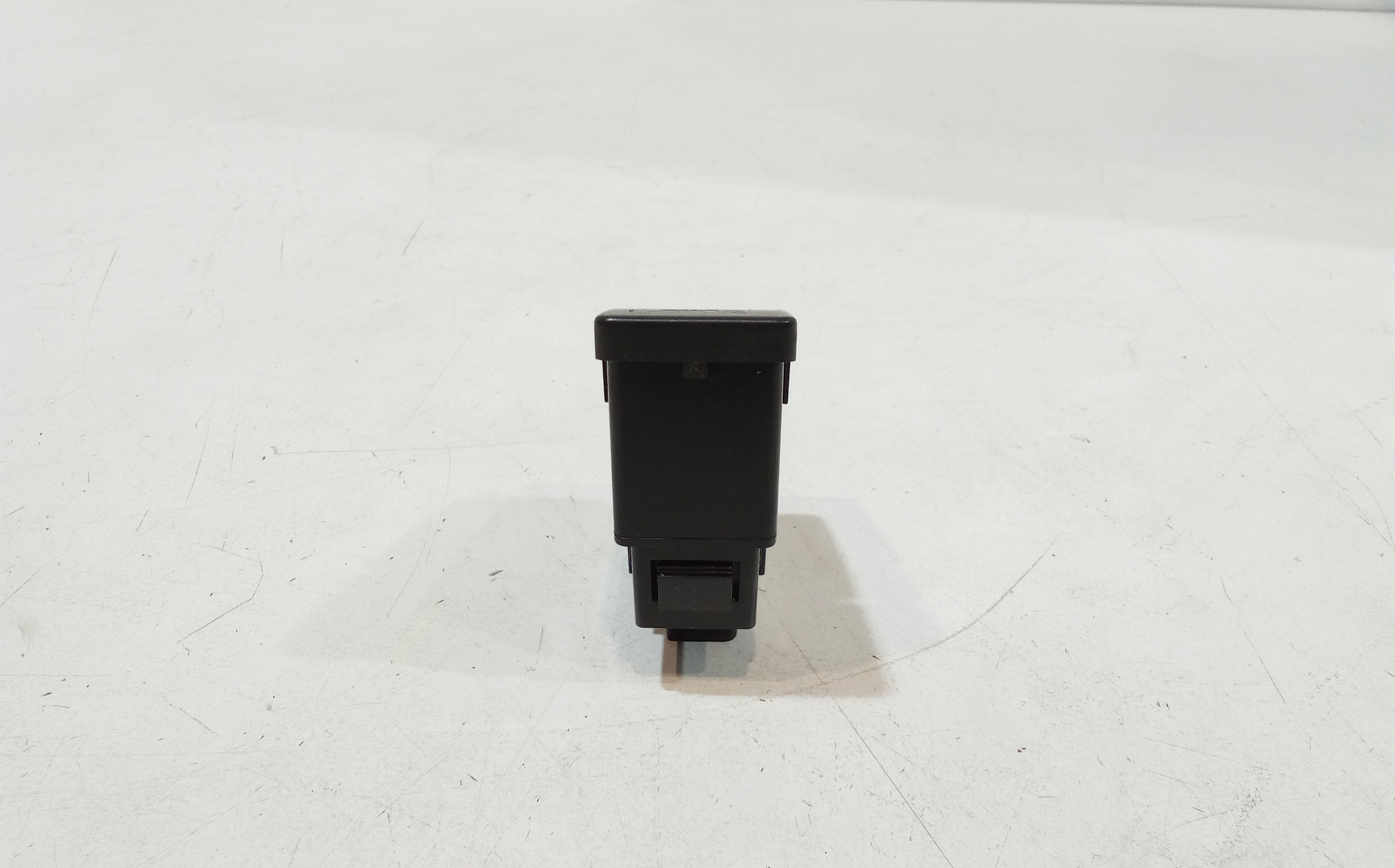 Pulsante luci di emergenza per Opel Agila B (2008 - In produzione)