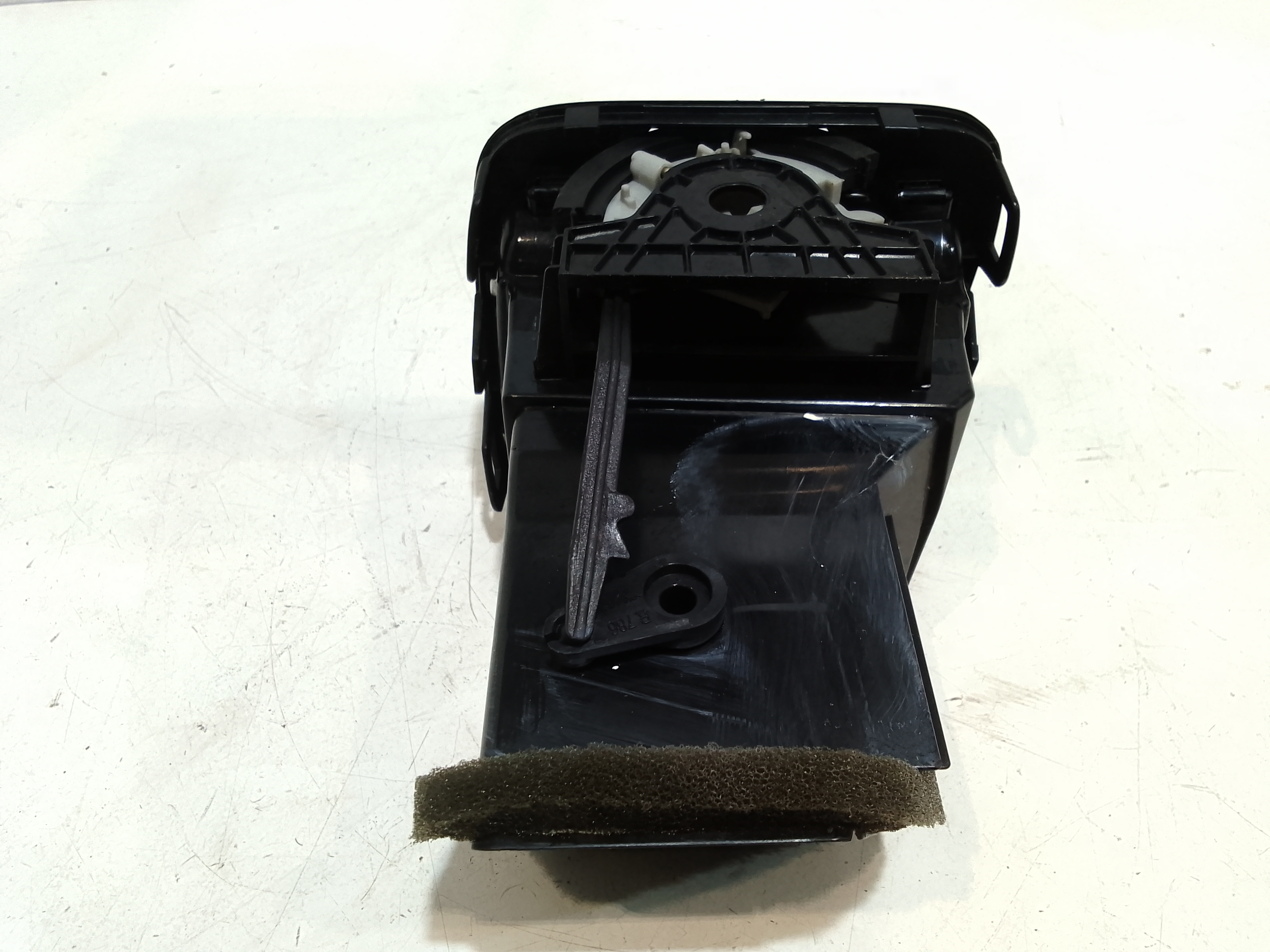 Bocchetta aria cruscotto lato passeggero per Volkswagen Scirocco Serie (137) (08>14) (2008 - 2014)