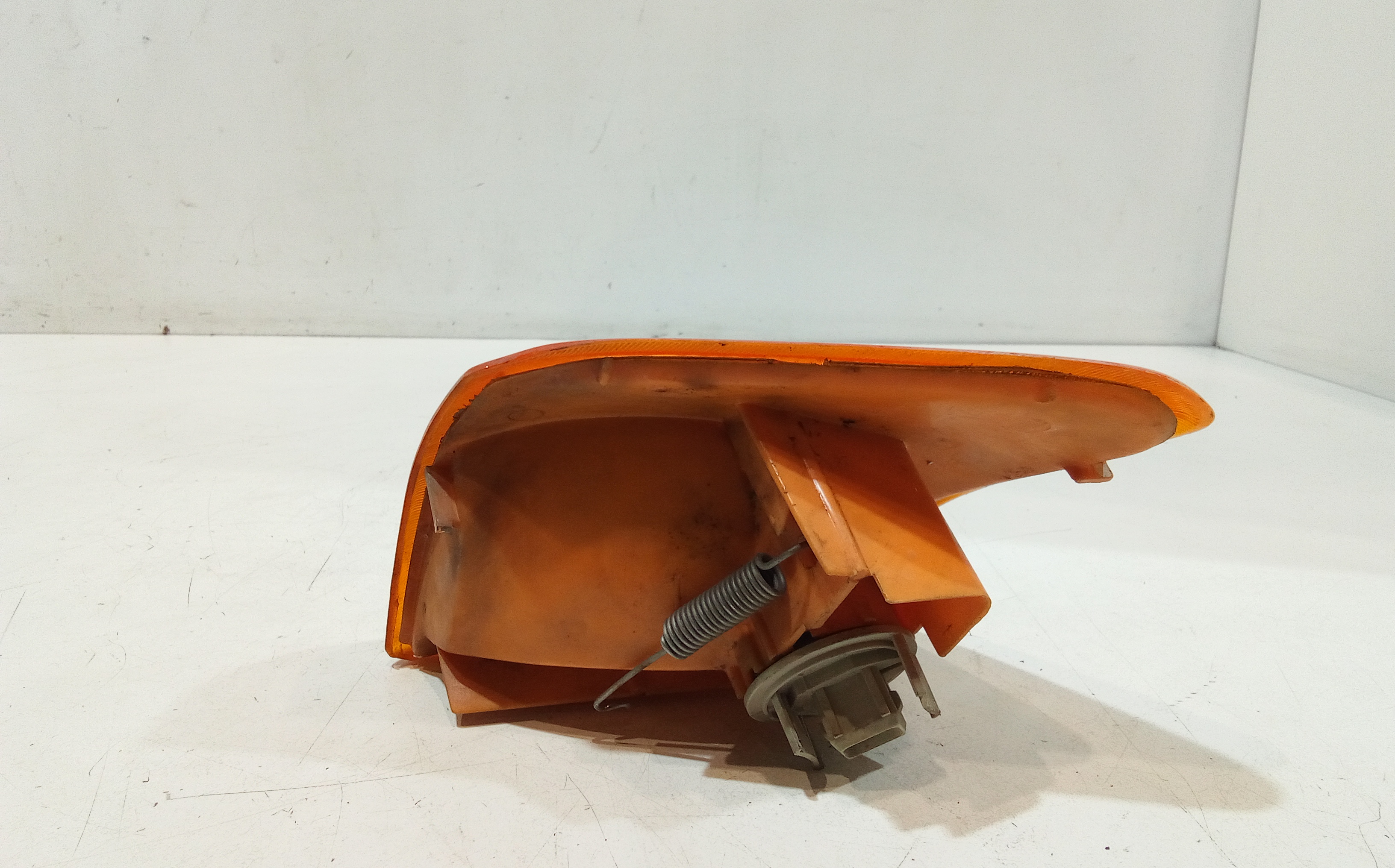 Freccia ant SX per Ford Fiesta 1 Serie (1982 - 1996)