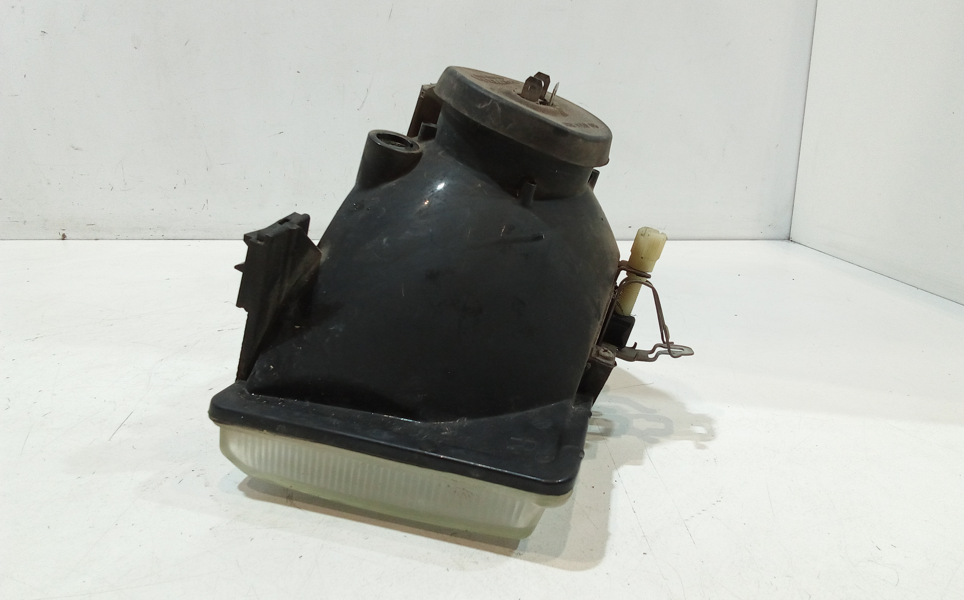 Faro anteriore Destro Passeggero per Ford Fiesta 1 Serie (1982 - 1996)