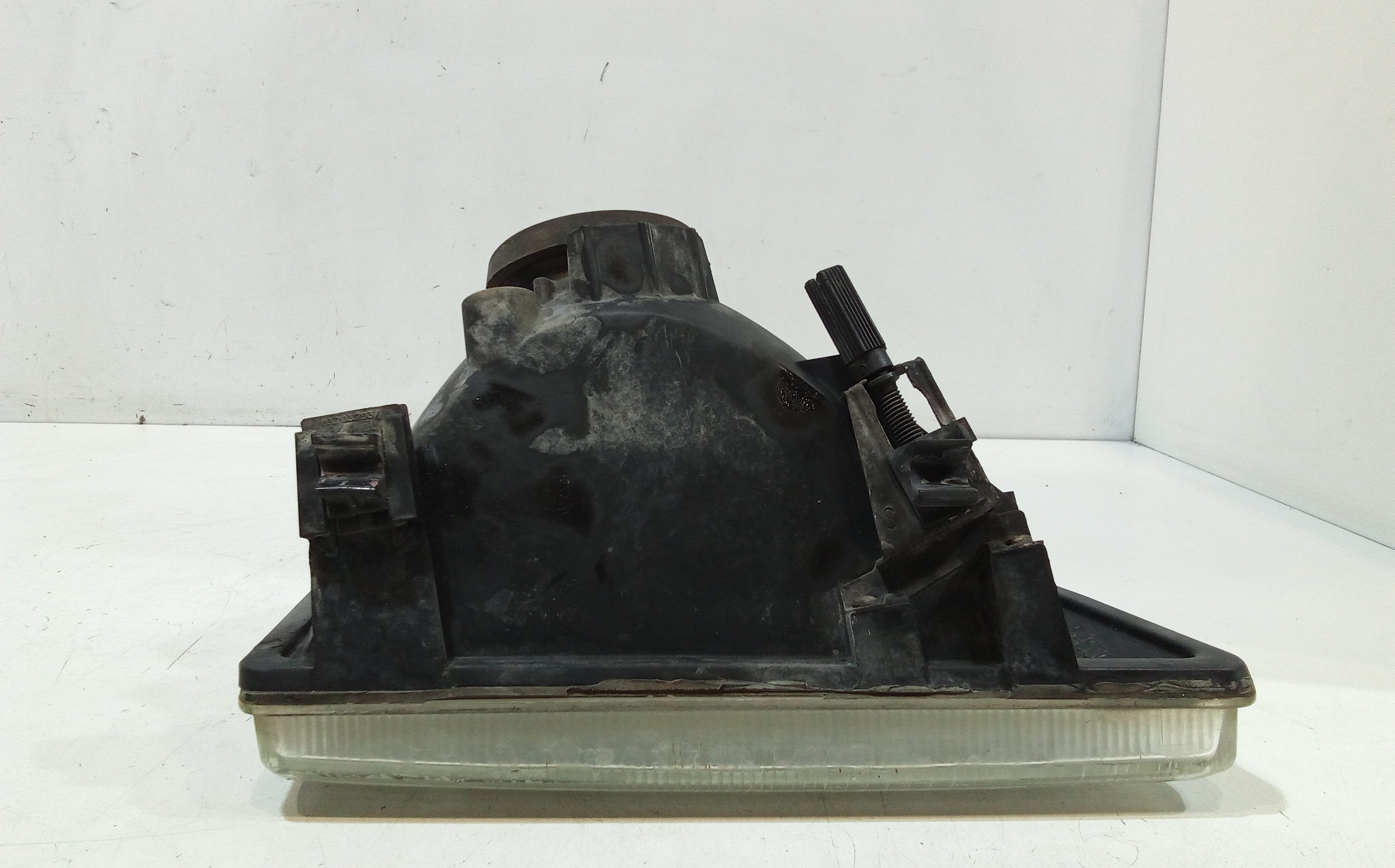 Faro anteriore Sinistro Guida per Ford Fiesta 1 Serie (1982 - 1996)