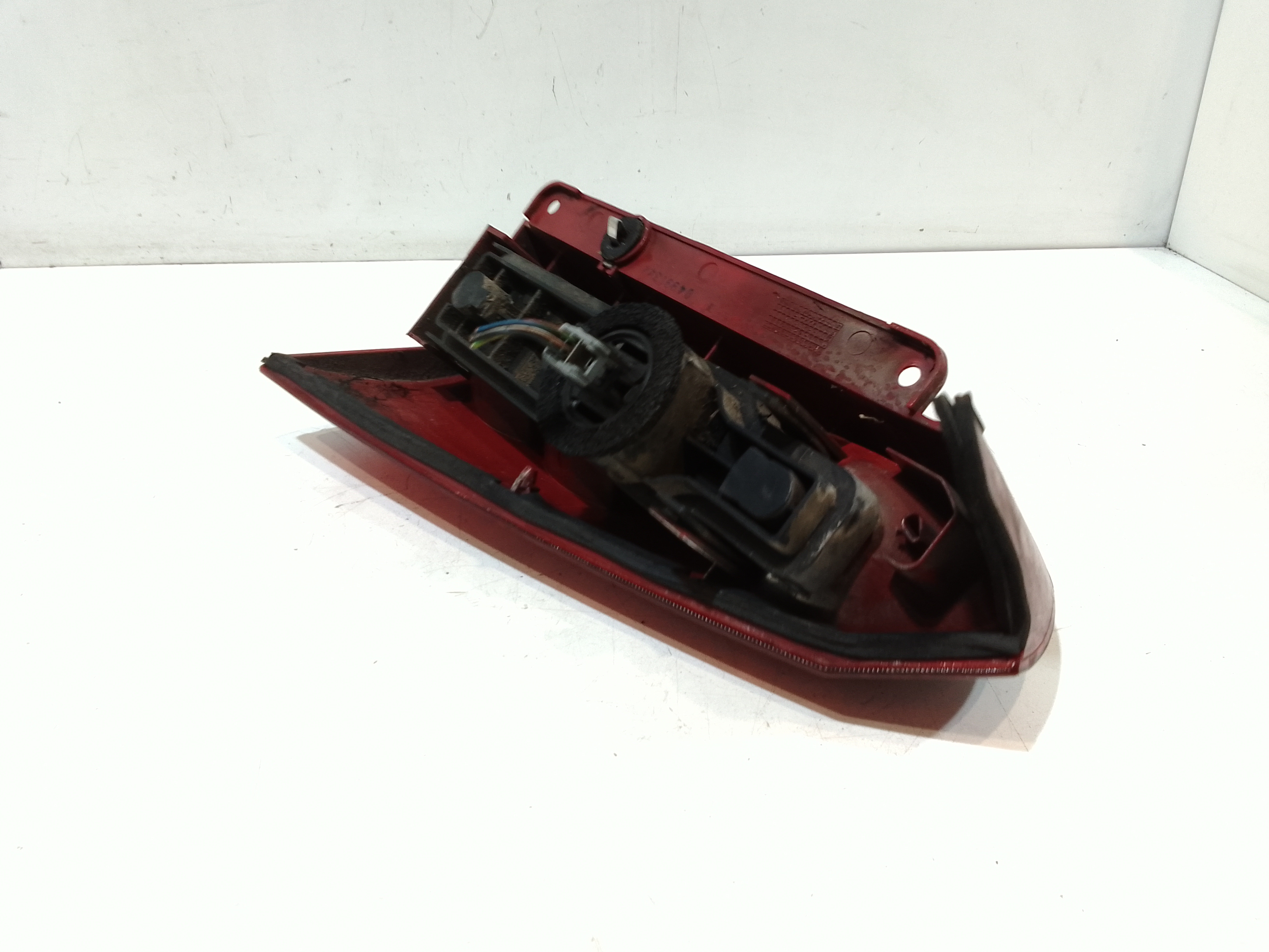 Stop fanale Posteriore sinistro lato Guida per Ford Focus S. Wagon 2 Serie (2001 - 2004)