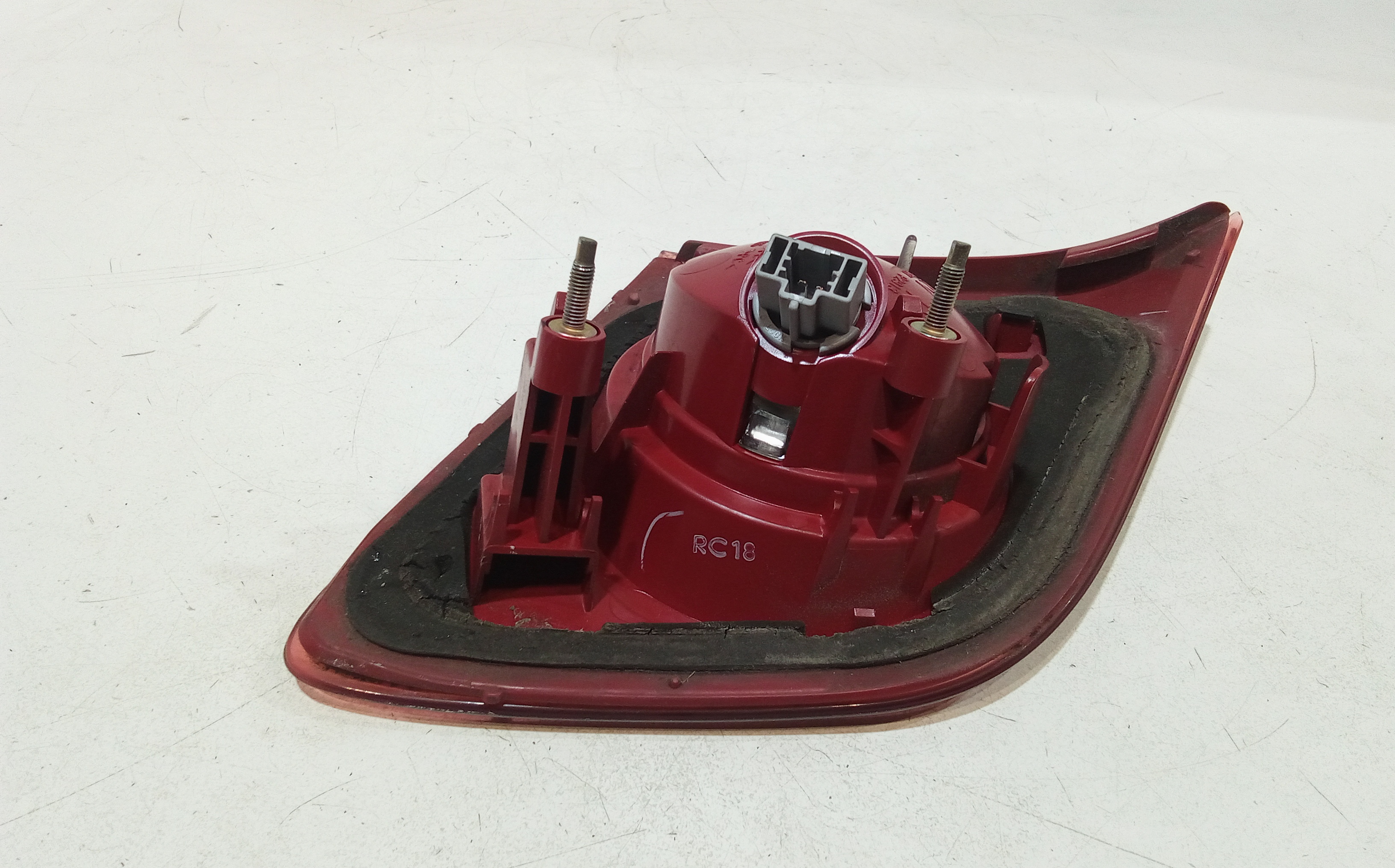 Stop Posteriore Destro Integrato nel Portello per Mazda 3 Berlina Serie (03>09) (2003 - 2009)