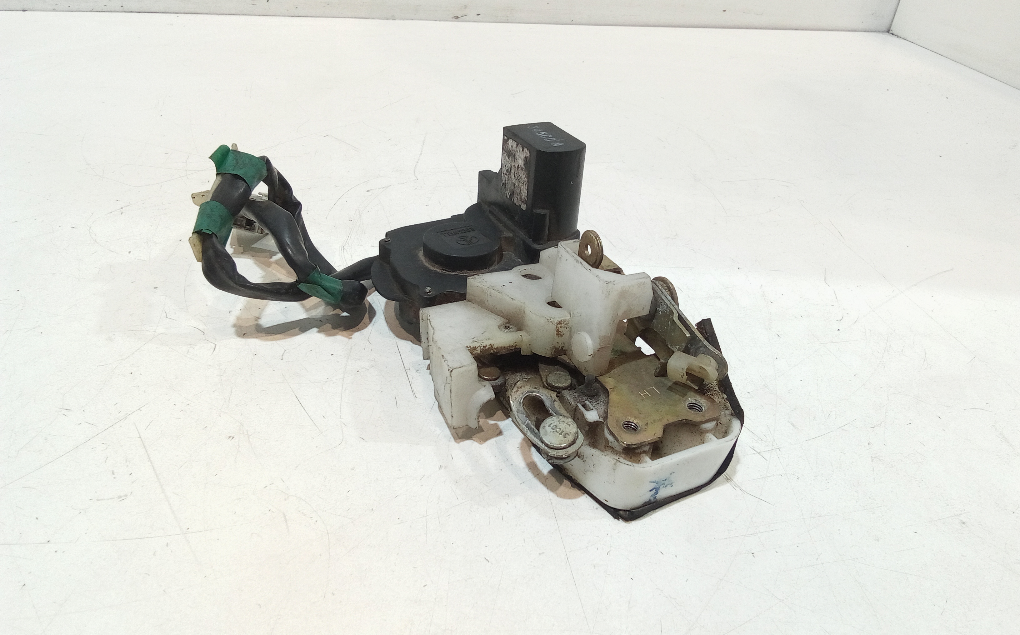 Serratura Anteriore Sinistra per Rover Serie 45 1 Serie (2000 - 2004)