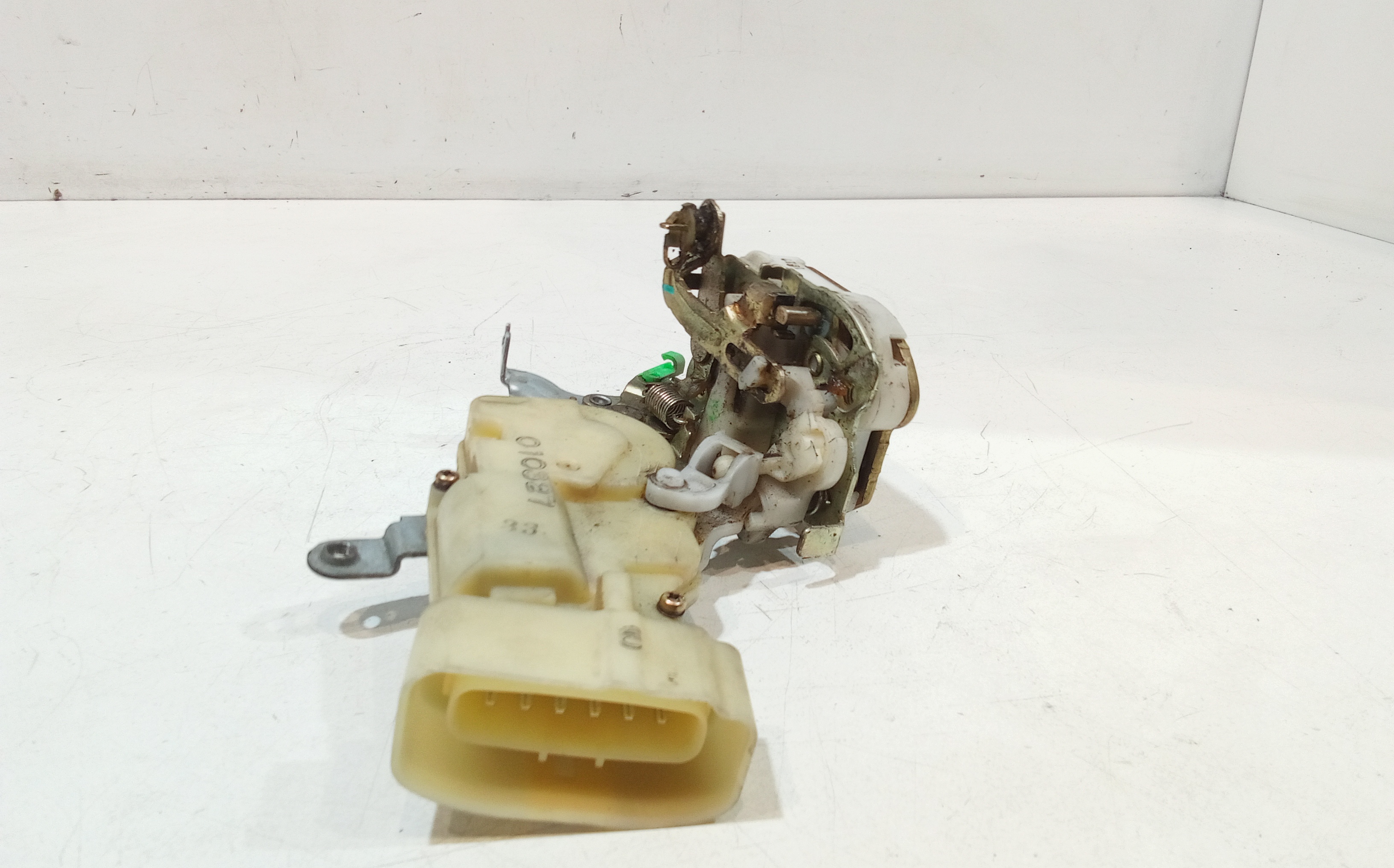 Serratura Anteriore Sinistra per Toyota Yaris Verso Serie (03>05)