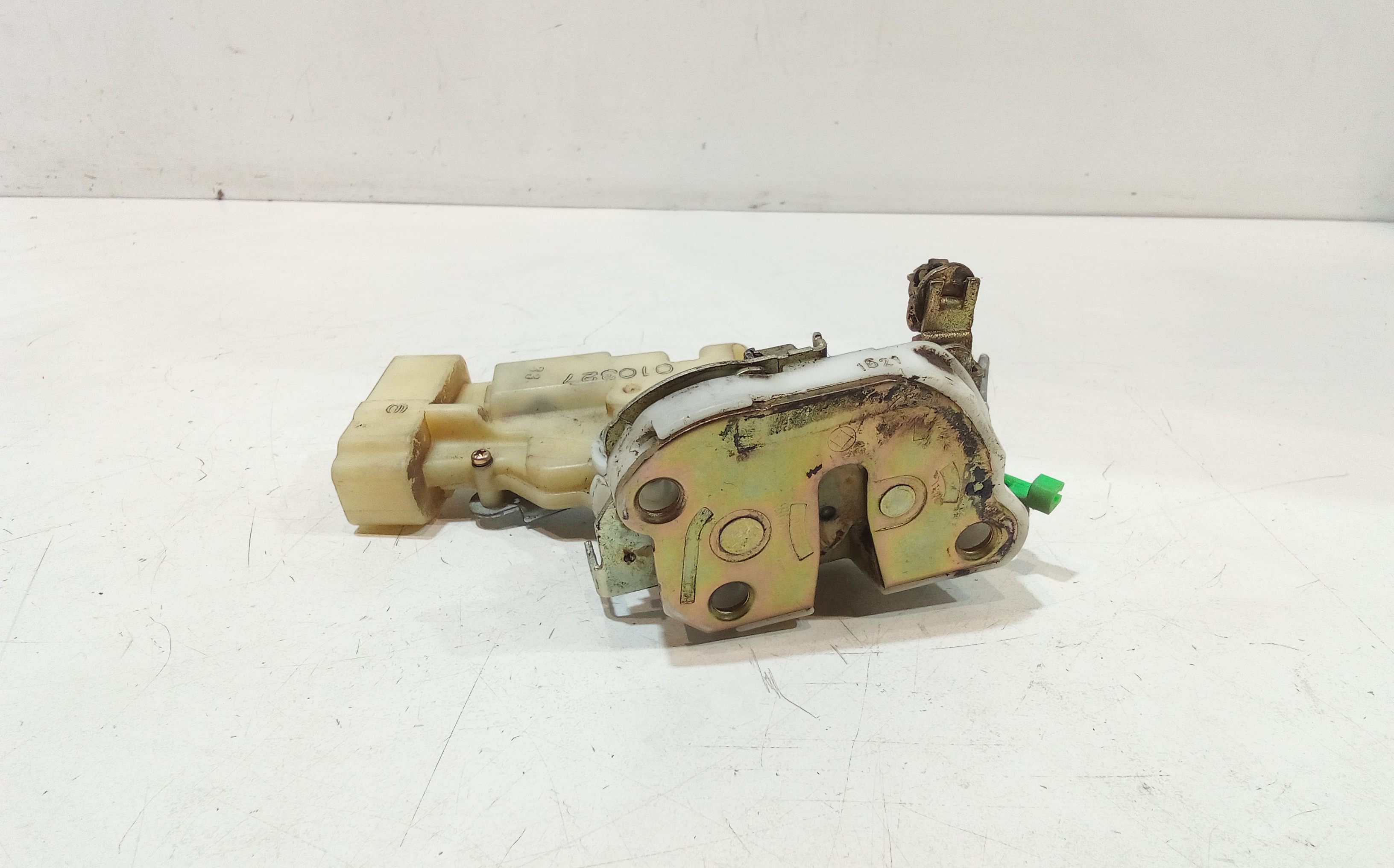 Serratura Anteriore Sinistra per Toyota Yaris Verso Serie (03>05)