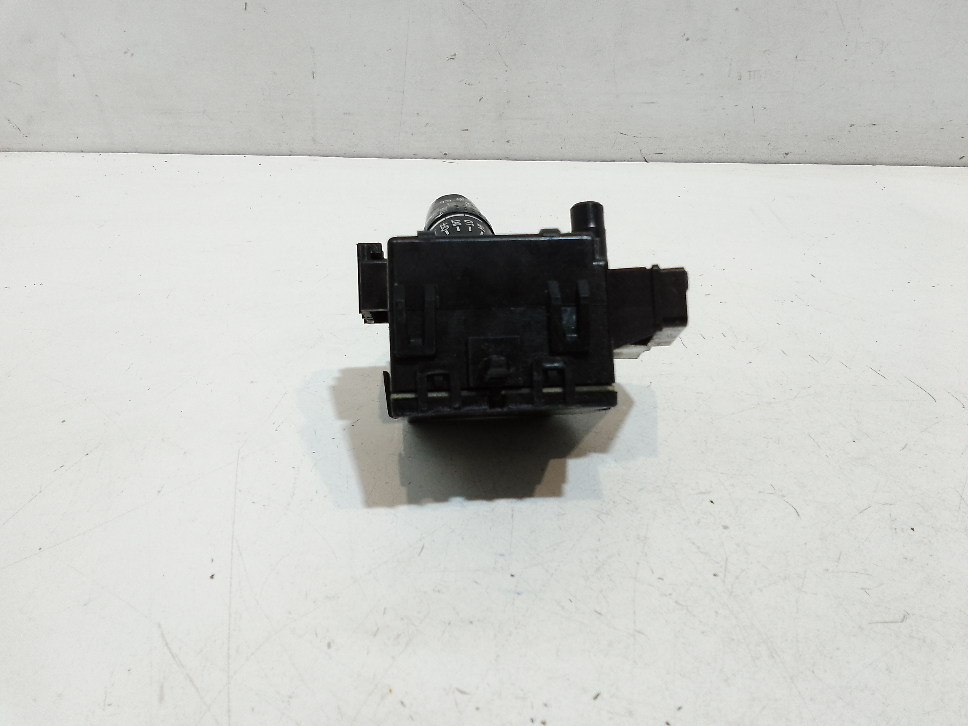 Devioluci destro per Suzuki Swift 4 Serie (04>10) (2004 - 2010)