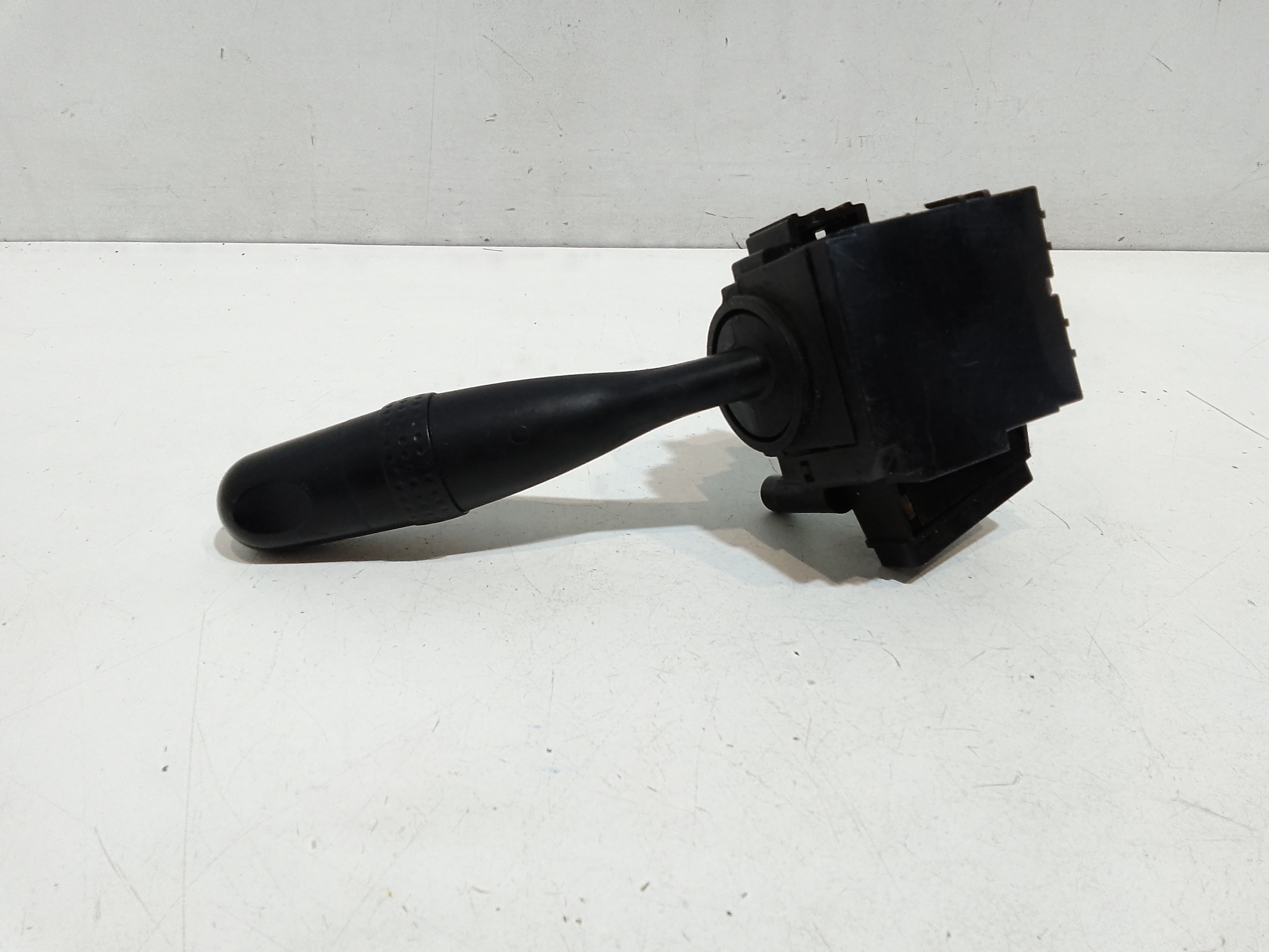 Devioluci destro per Suzuki Swift 4 Serie (04>10) (2004 - 2010)