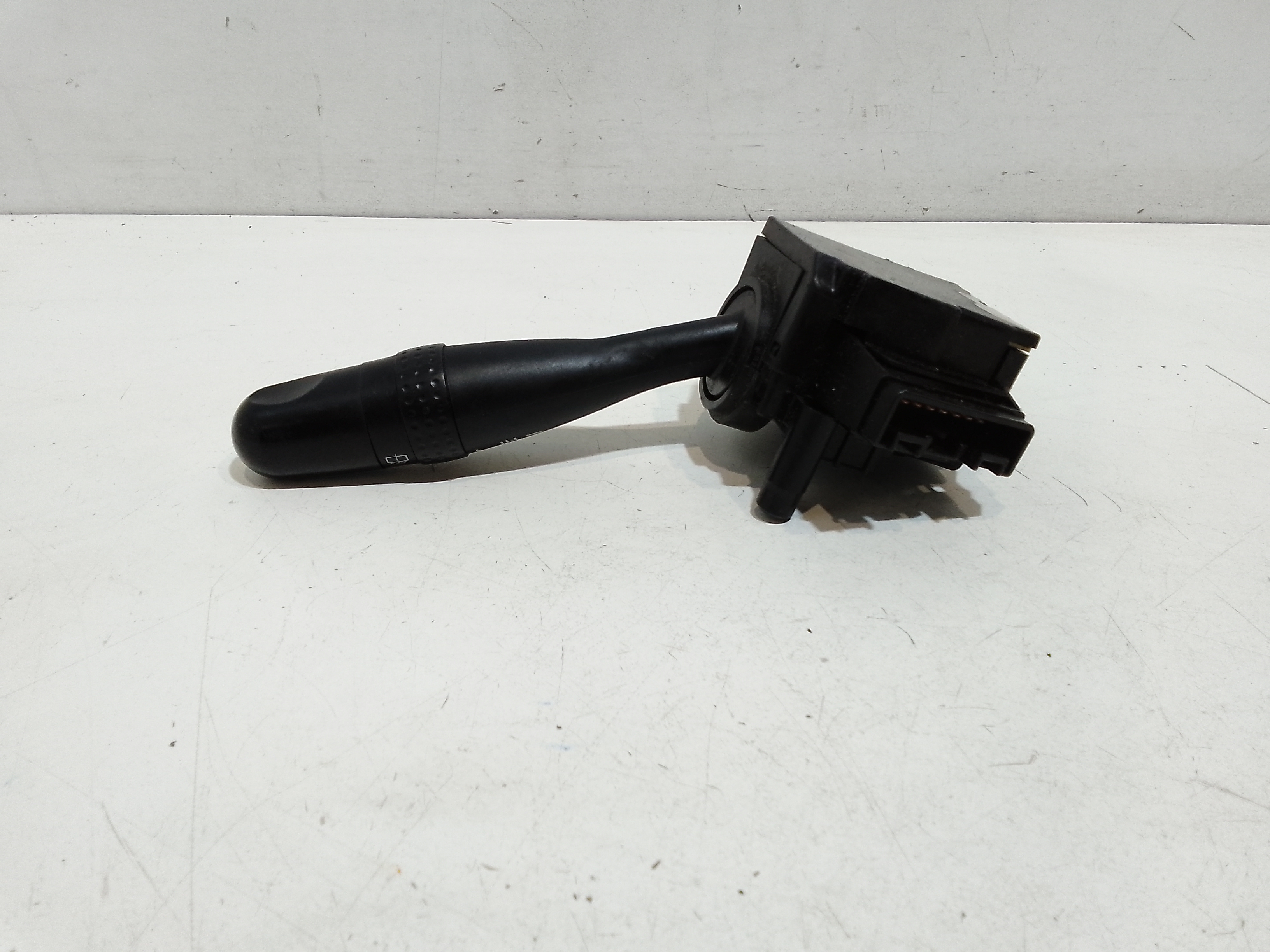 Devioluci destro per Suzuki Swift 4 Serie (04>10) (2004 - 2010)