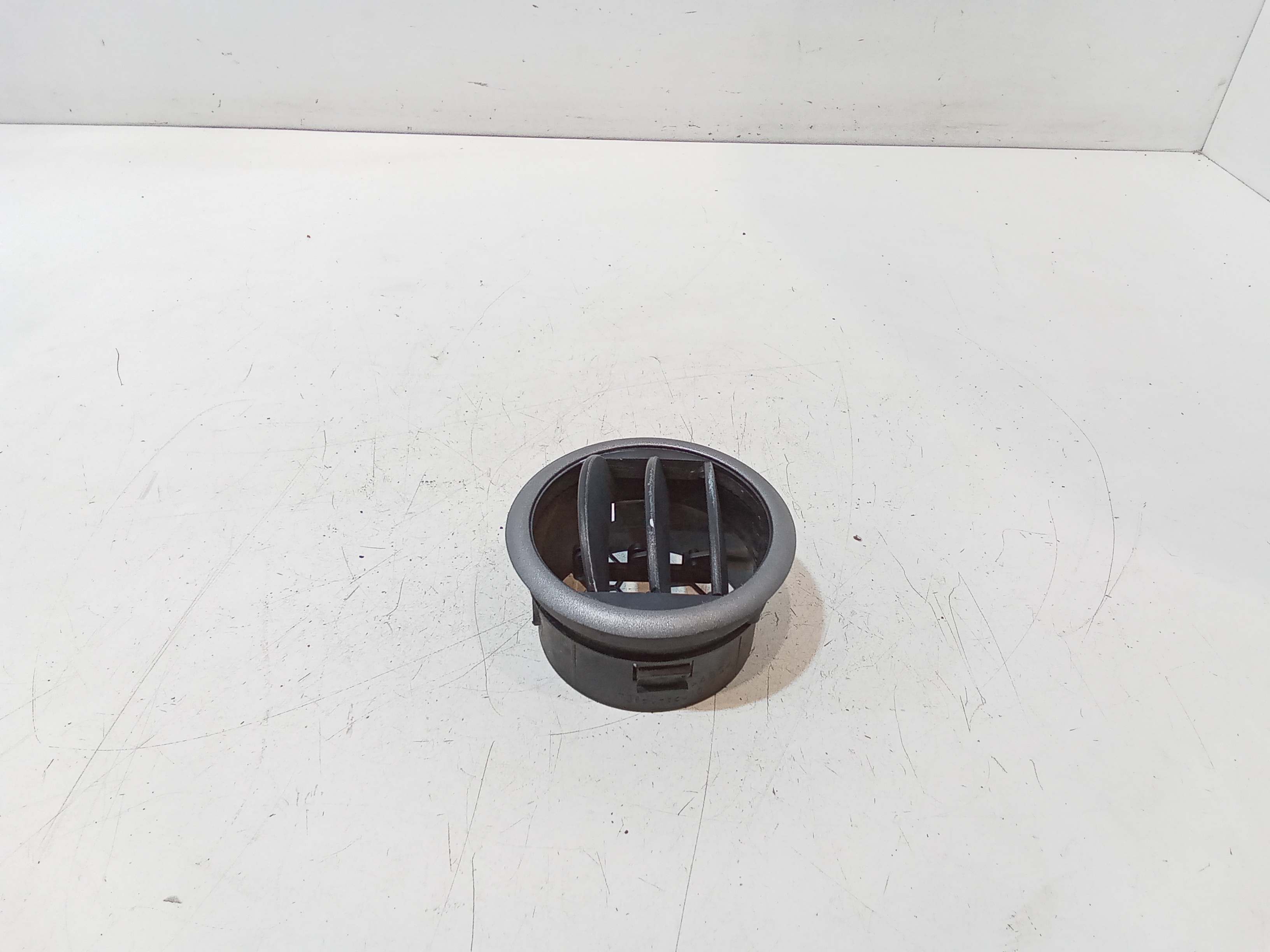 Bocchetta aria cruscotto lato guida per Suzuki Swift 4 Serie (04>10) (2004 - 2010)