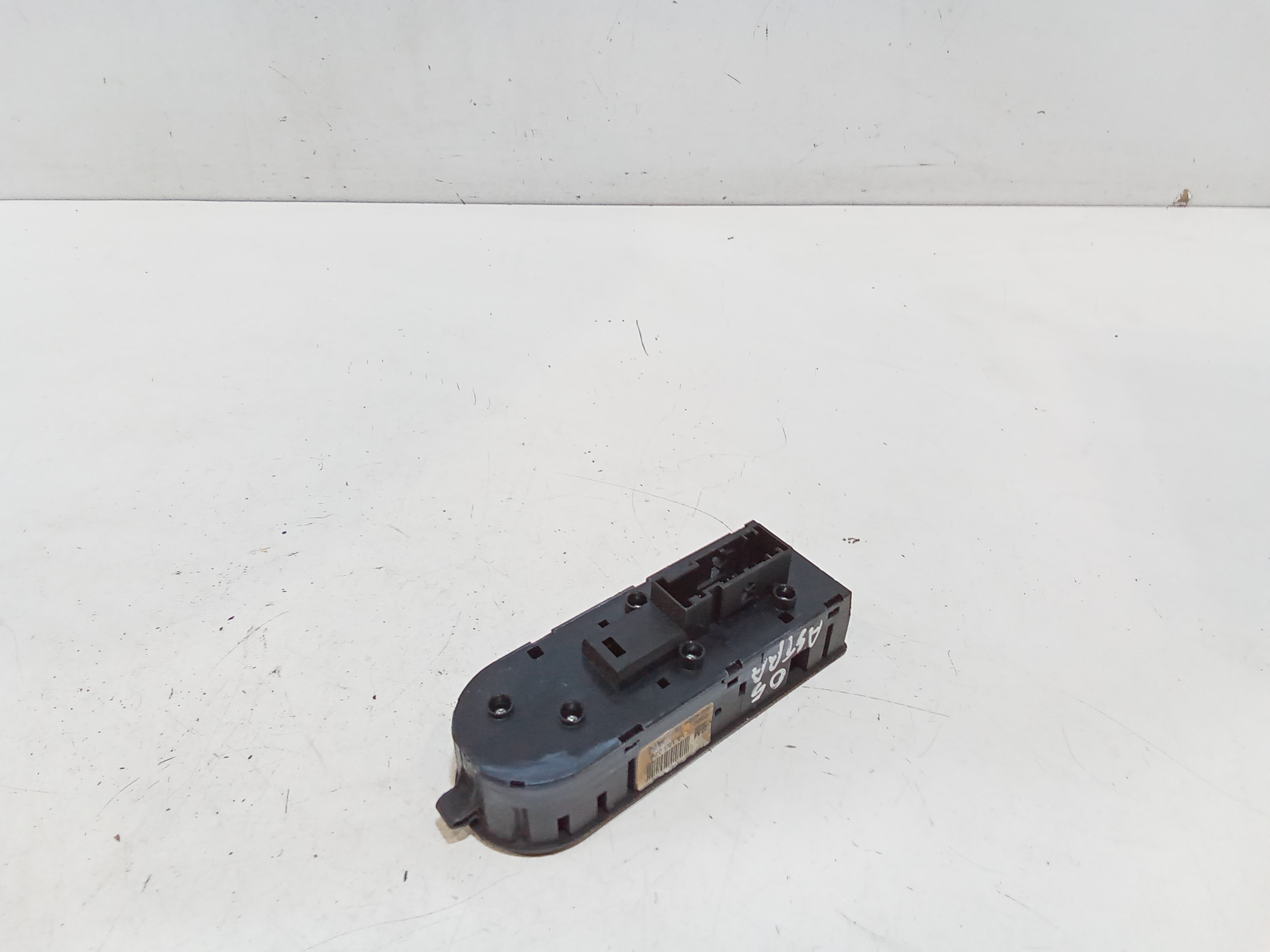 Pulsantiera anteriore sinistra Guida per Opel Astra H Berlina (2004 - 2007)