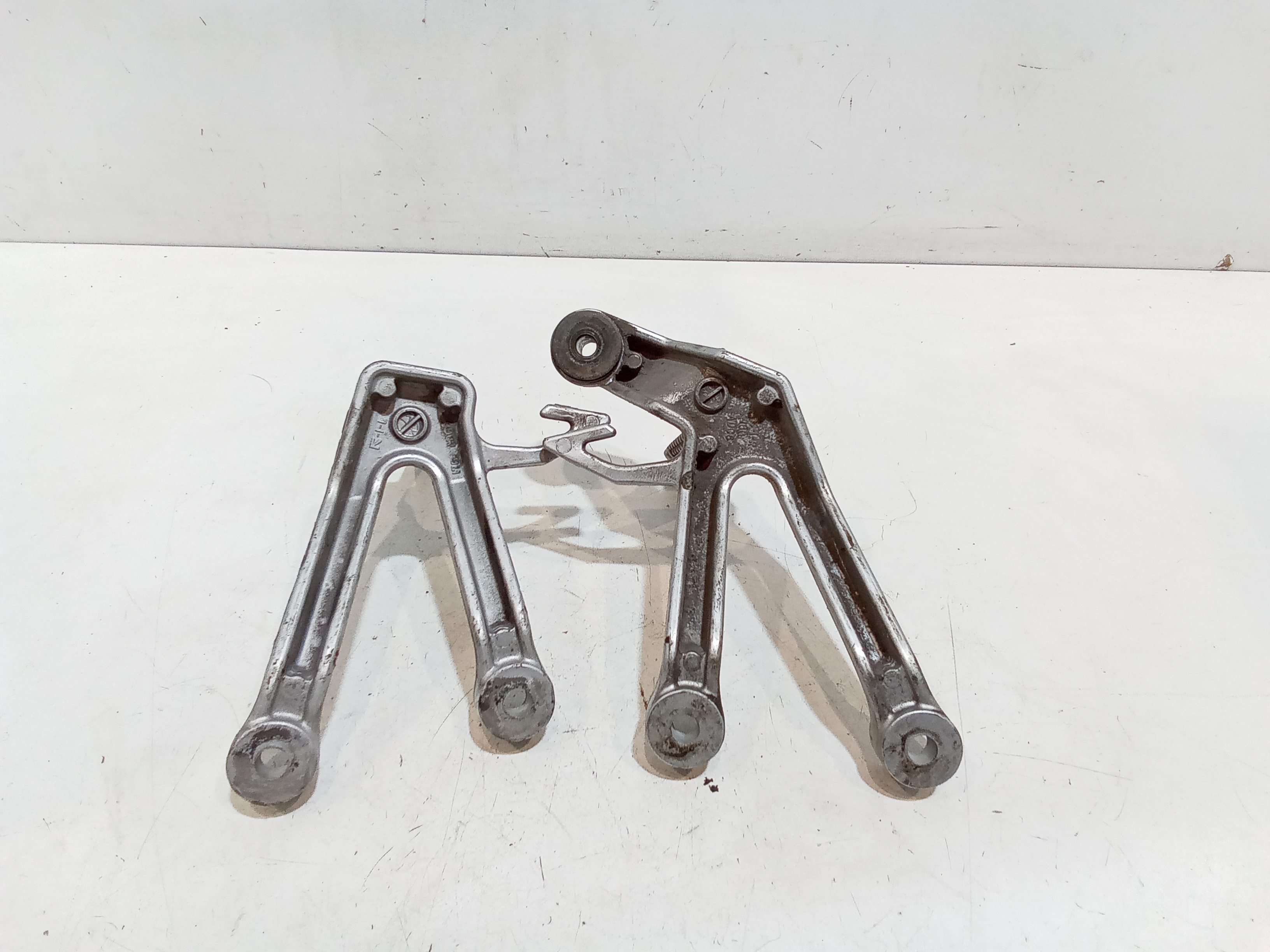 Coppia pedalini per Suzuki Sv 650 (1999 - 2002)