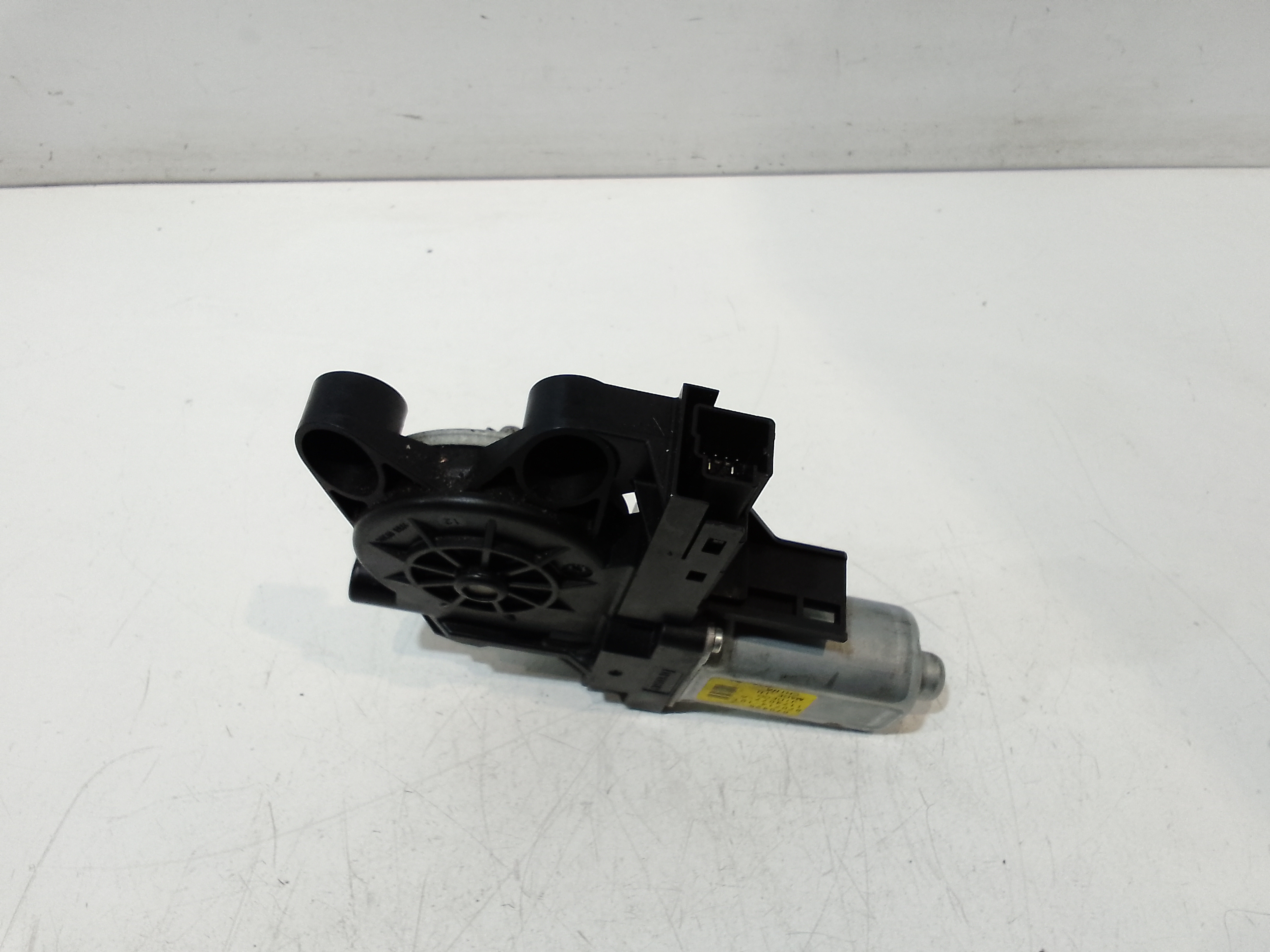 Motorino Alzavetro anteriore destra per Volvo V70 2 Serie (2000 - 2007)