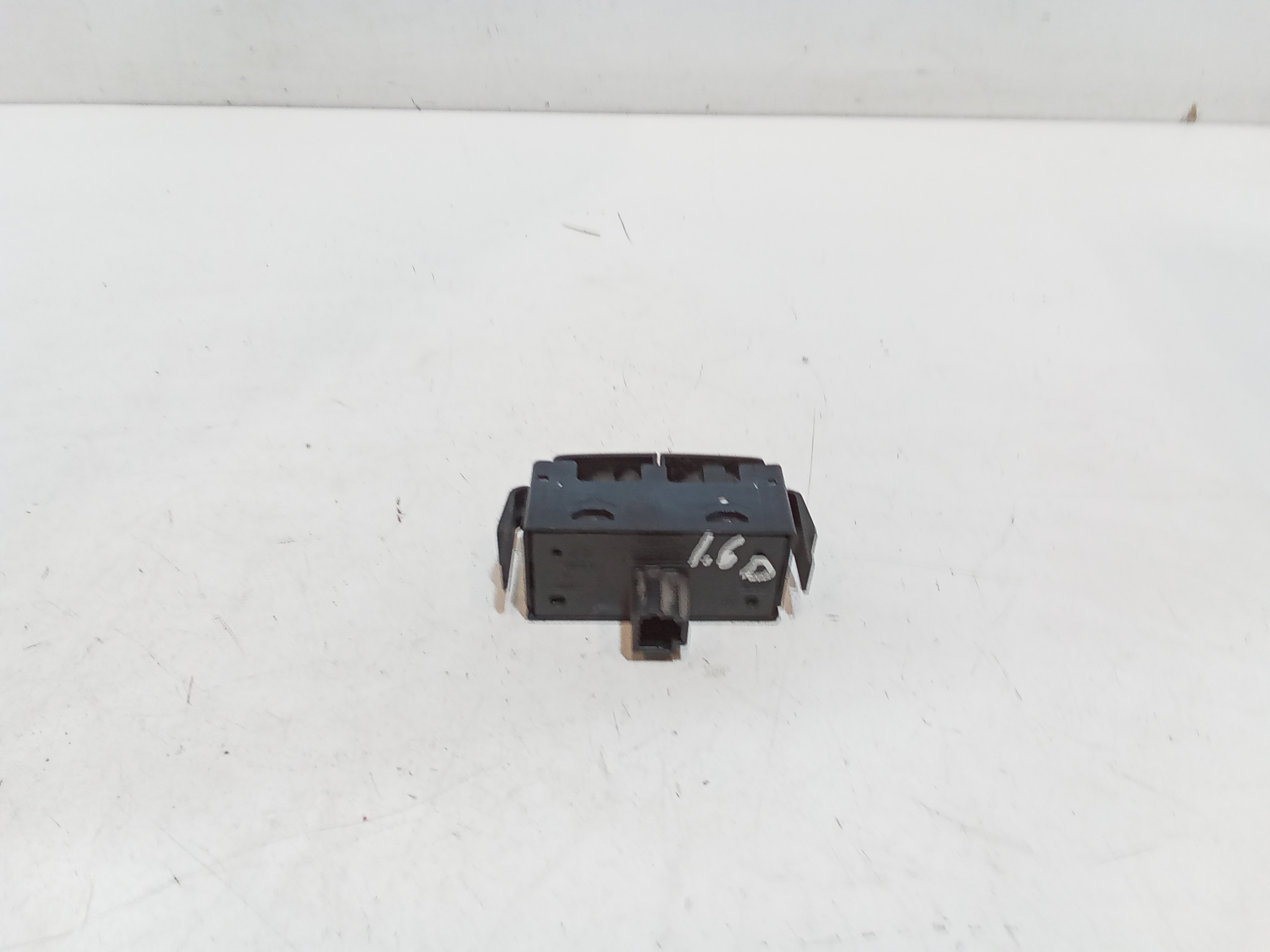 Pulsante luci di emergenza per Renault Trafic Serie (2014 - In produzione)