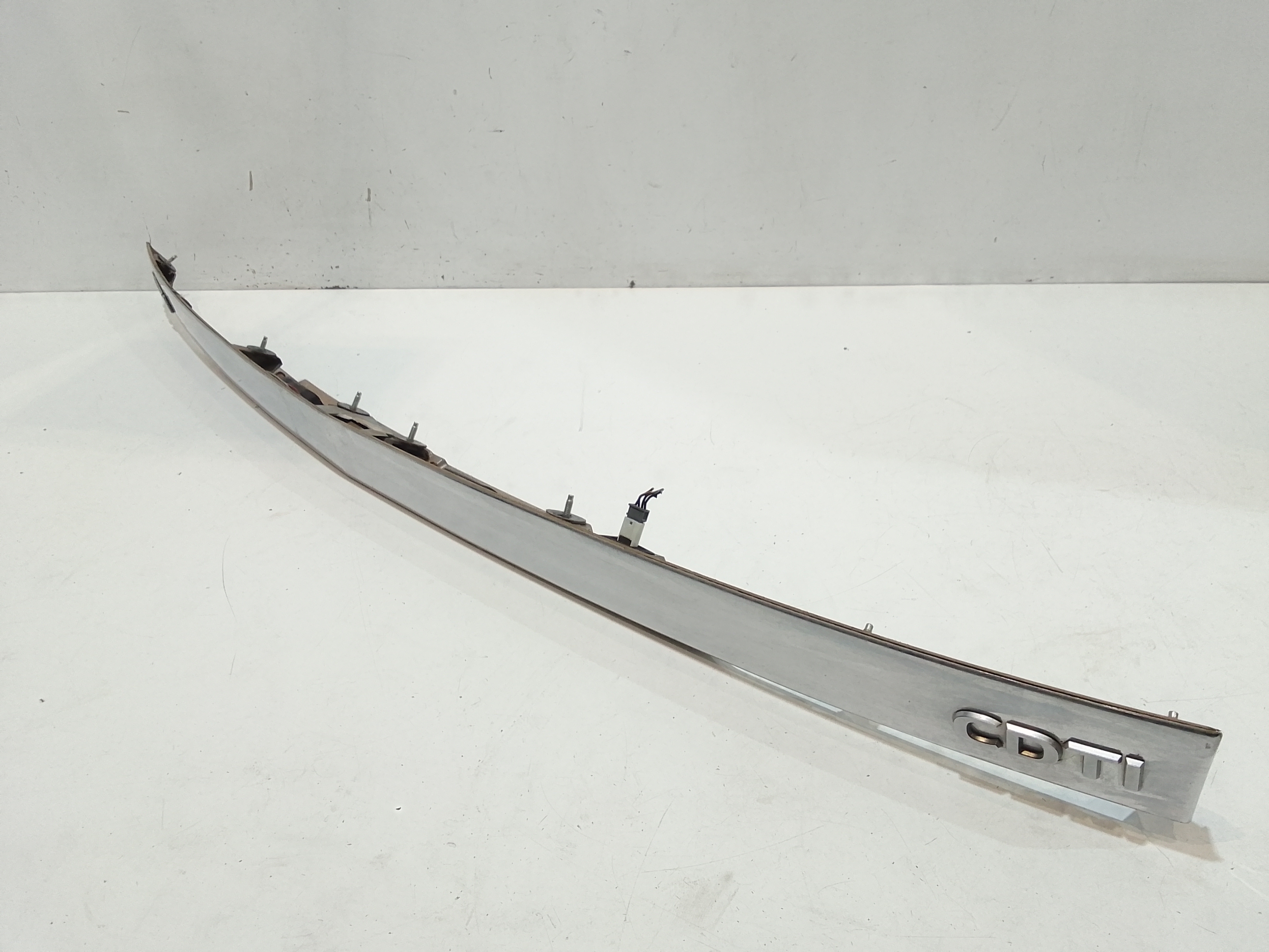 Maniglione posteriore con luci per Opel Astra H S. Wagon (2004 - 2007)