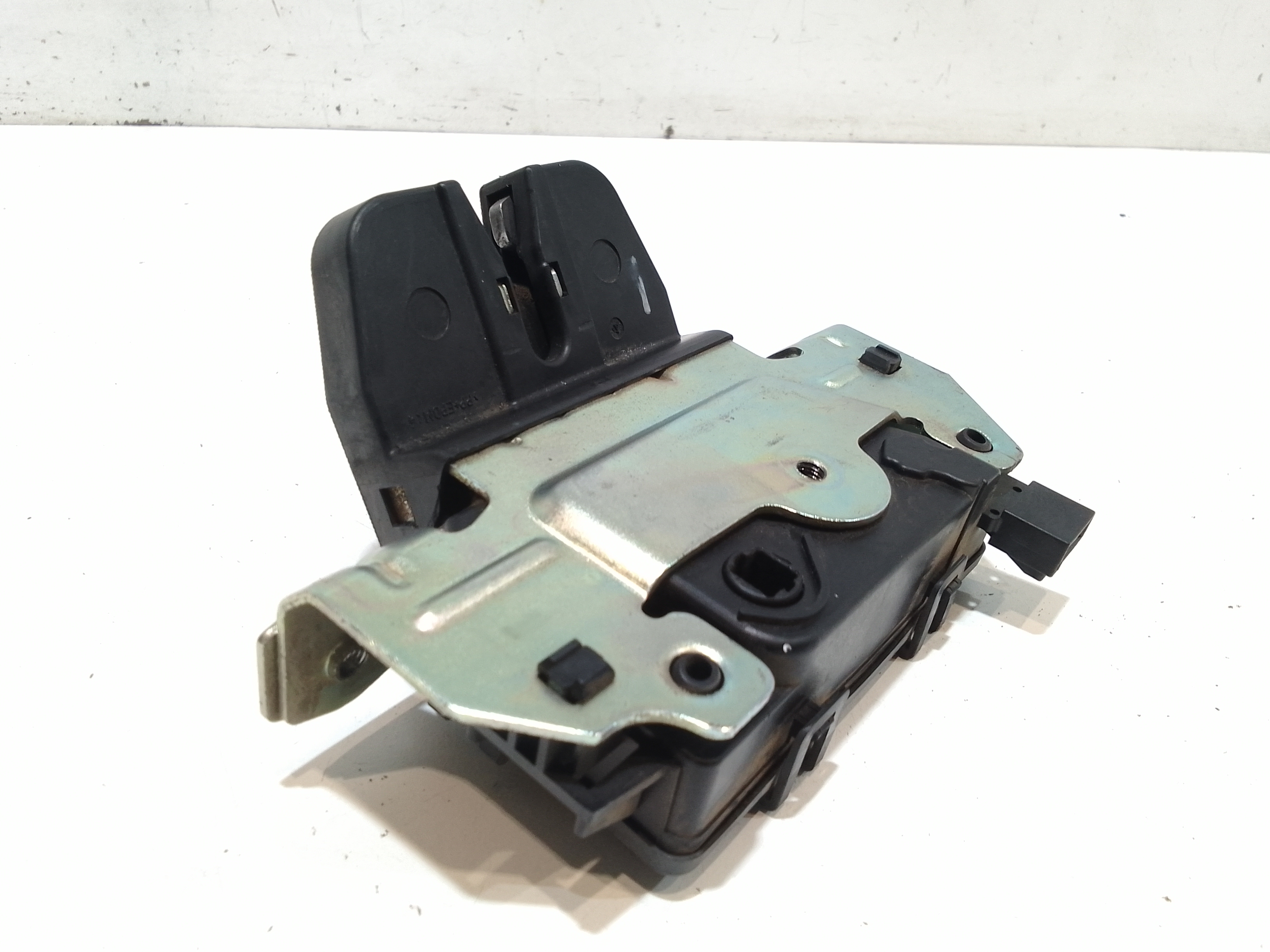 Serratura Cofano Posteriore per Opel Astra H S. Wagon (2004 - 2007)