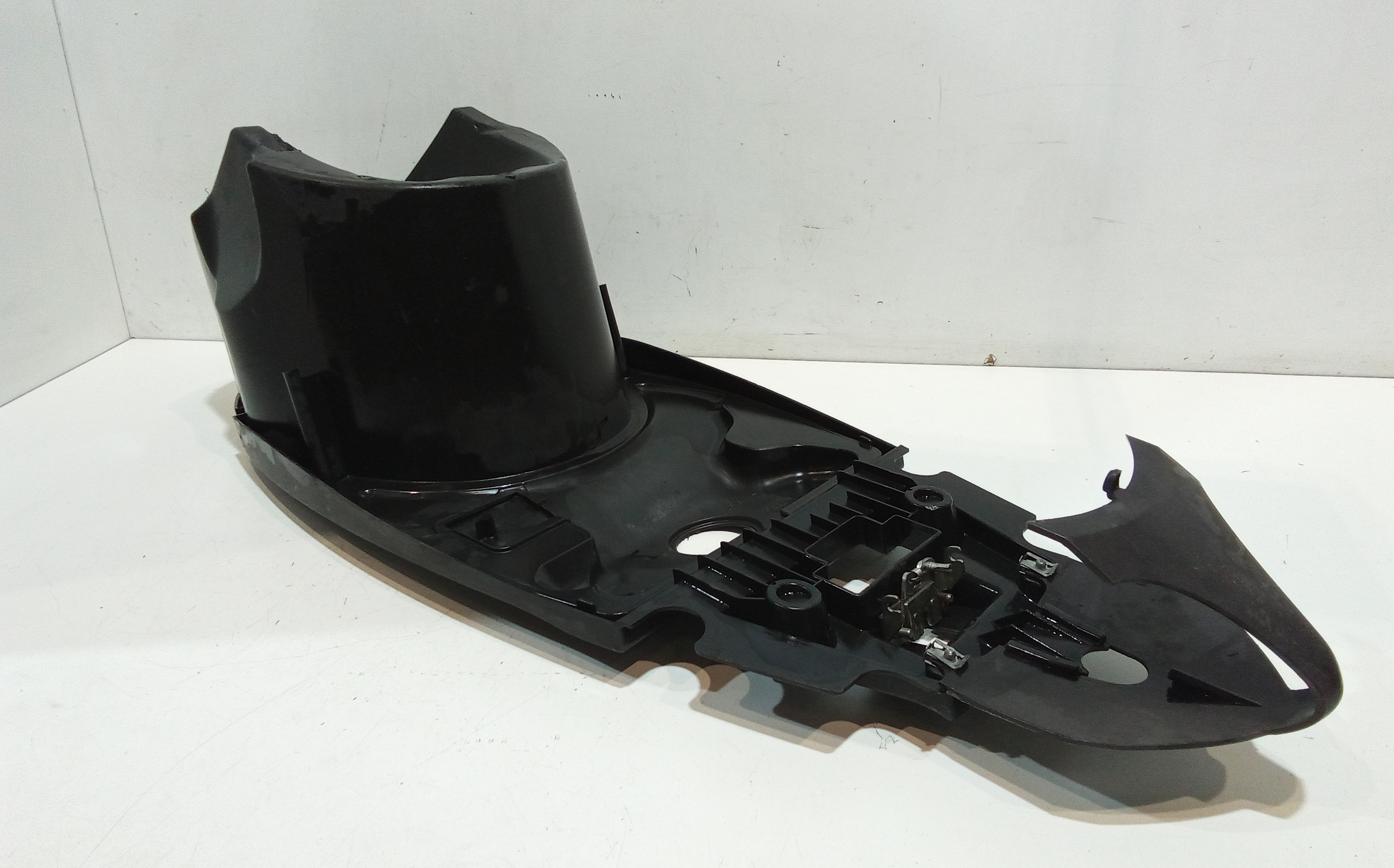 Cover sottosella per Aprilia Sport City 200cc  (04>08) (2004 - 2008)