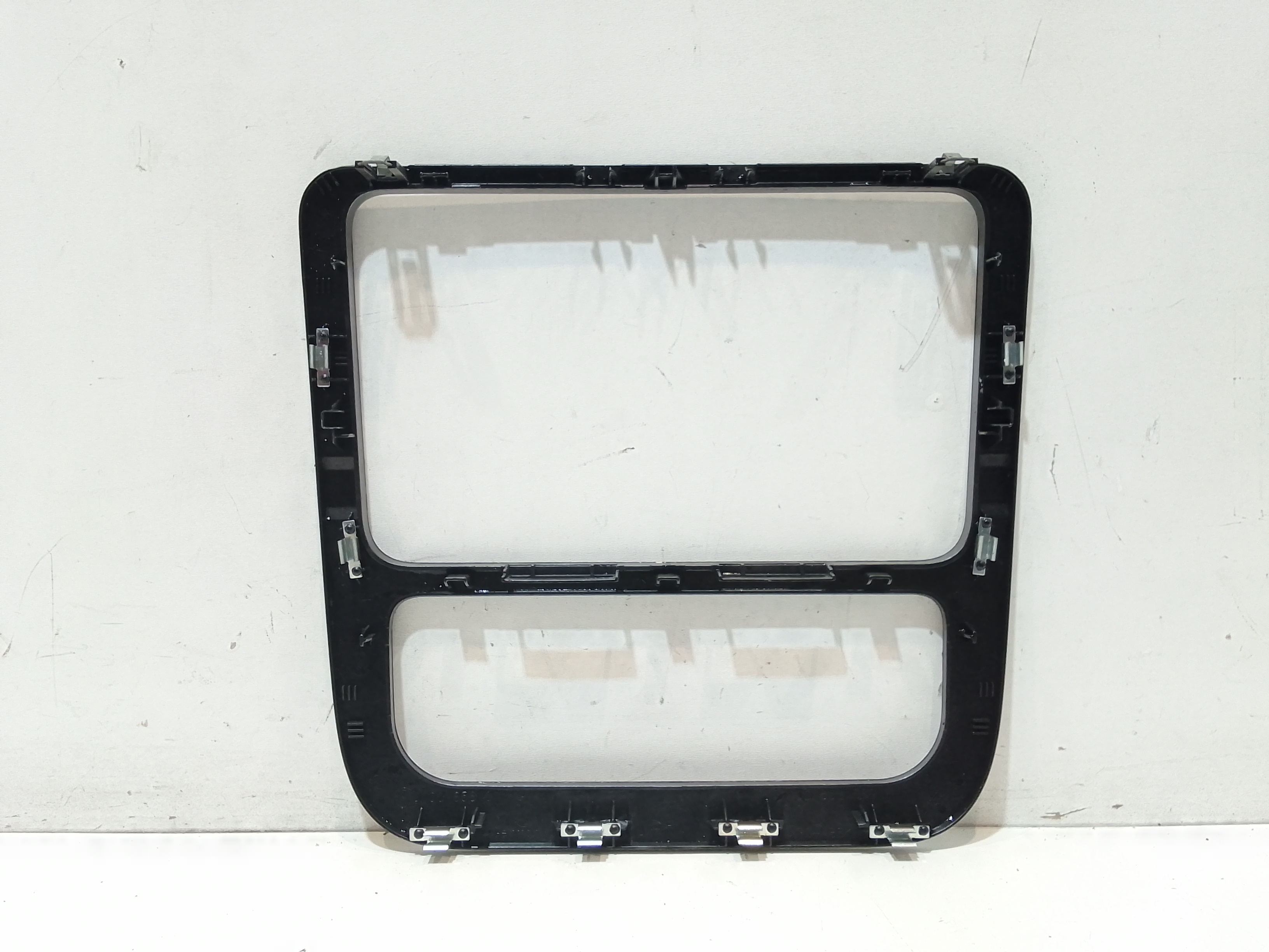 Modanatura Centrale Cruscotto per Volkswagen Scirocco Serie (137) (08>14) (2008 - 2014)