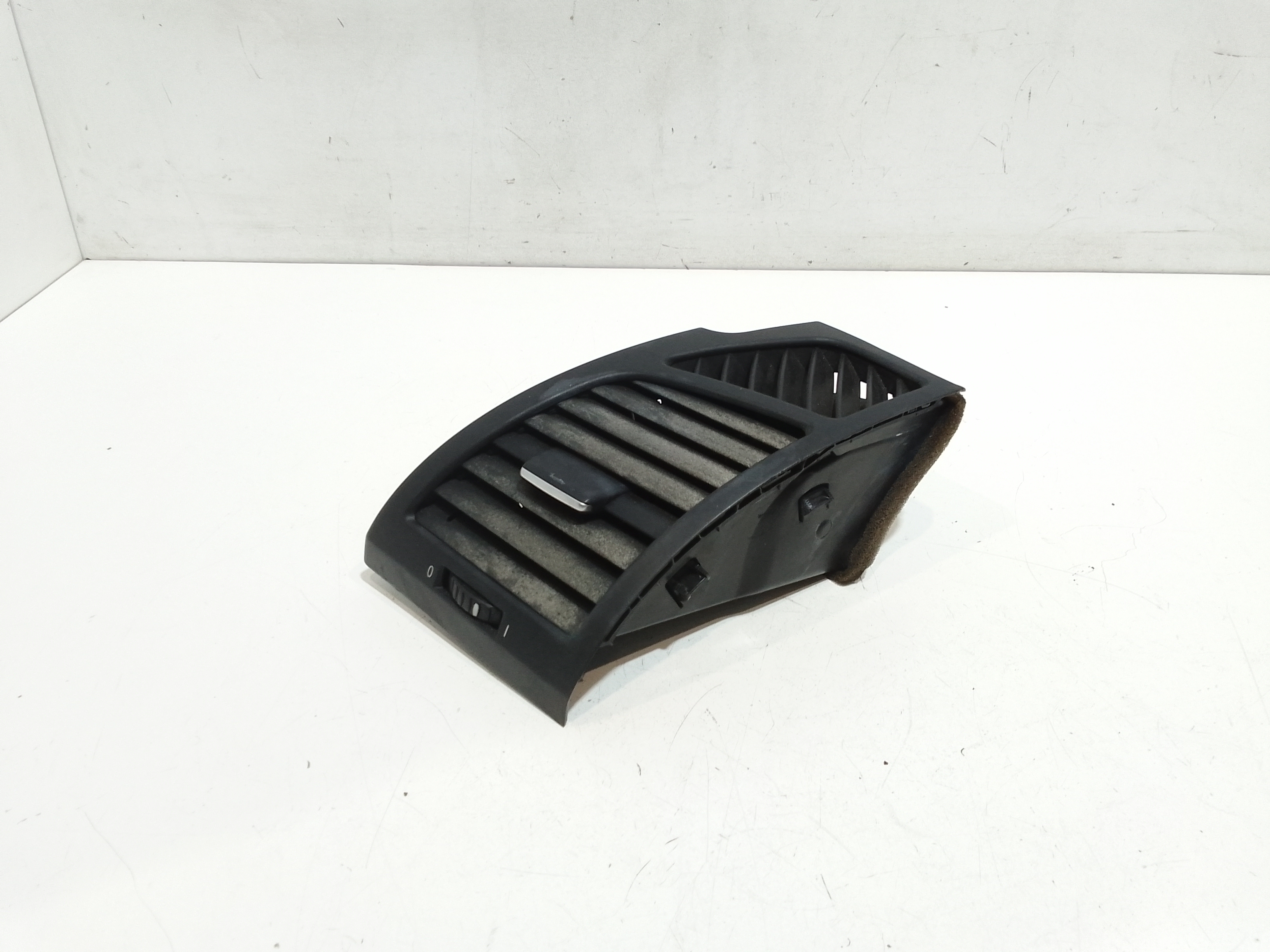 Bocchetta aria cruscotto lato guida per Bmw Serie 1 Serie (e87) (07>) (2007 - In produzione)