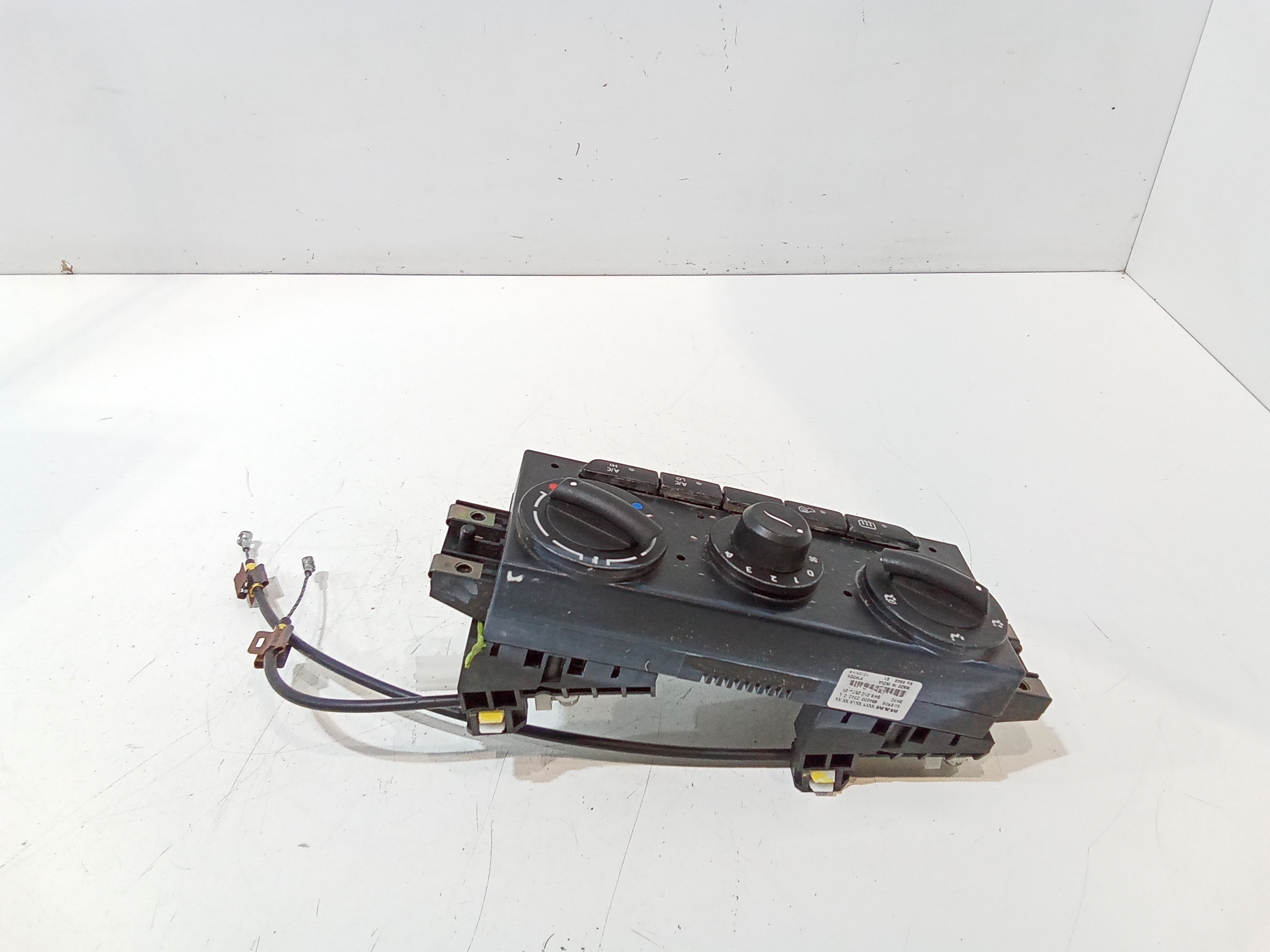 Comandi Clima per Mahindra Genio (2015 - 2018)