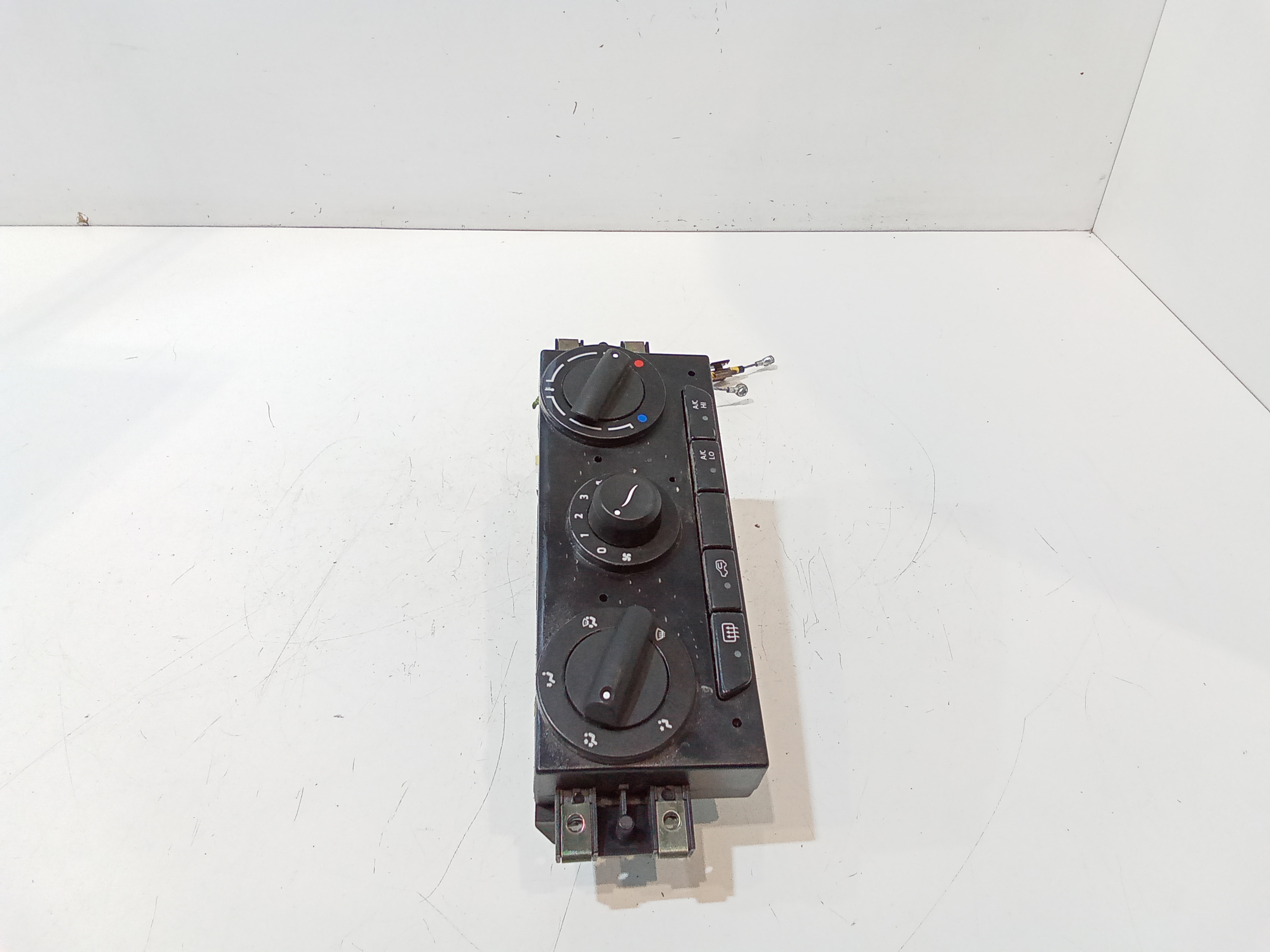 Comandi Clima per Mahindra Genio (2015 - 2018)