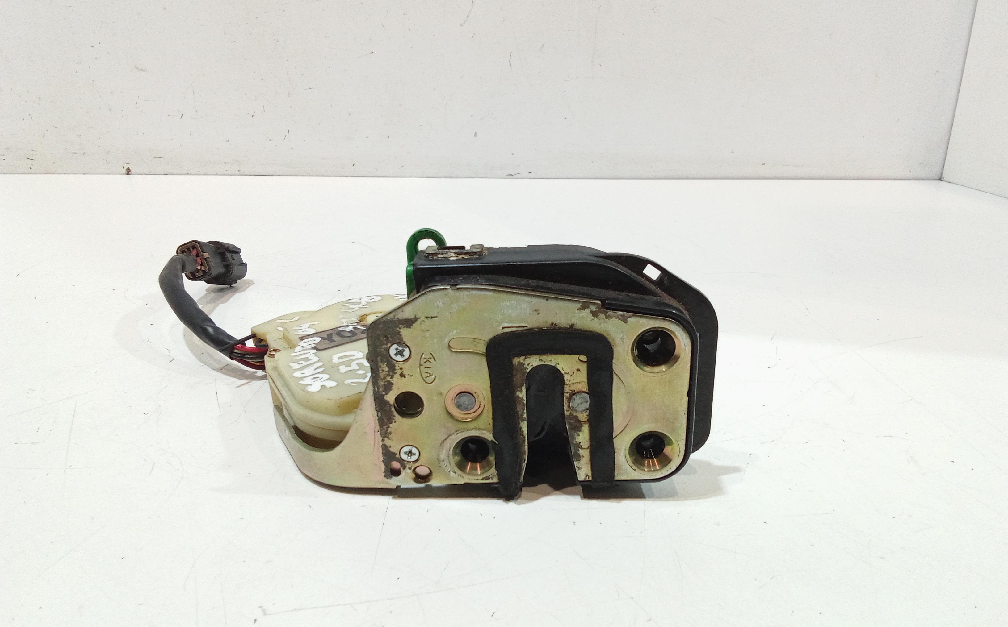 Serratura Anteriore Sinistra per Kia Sorento 1 Serie (2002 - 2006)