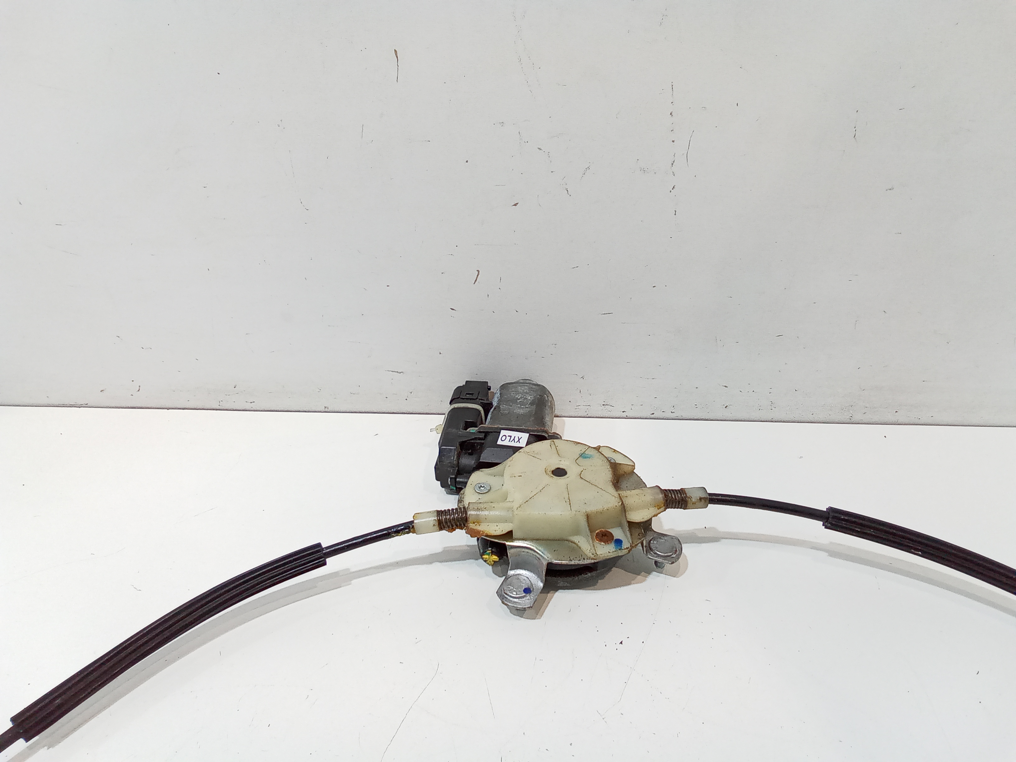 Cremagliera anteriore destra passeggero per Mahindra Genio (2015 - 2018)