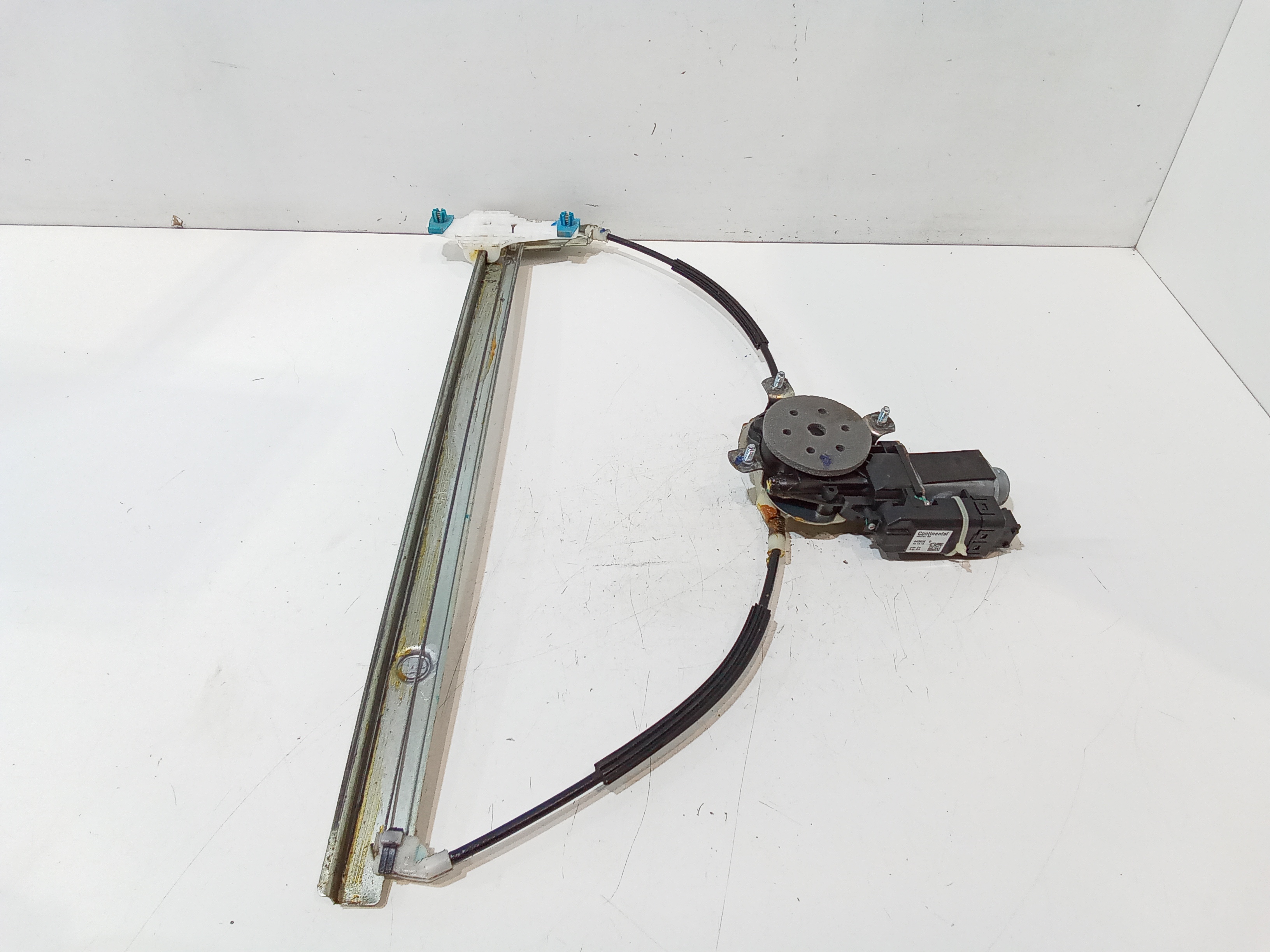 Cremagliera anteriore destra passeggero per Mahindra Genio (2015 - 2018)