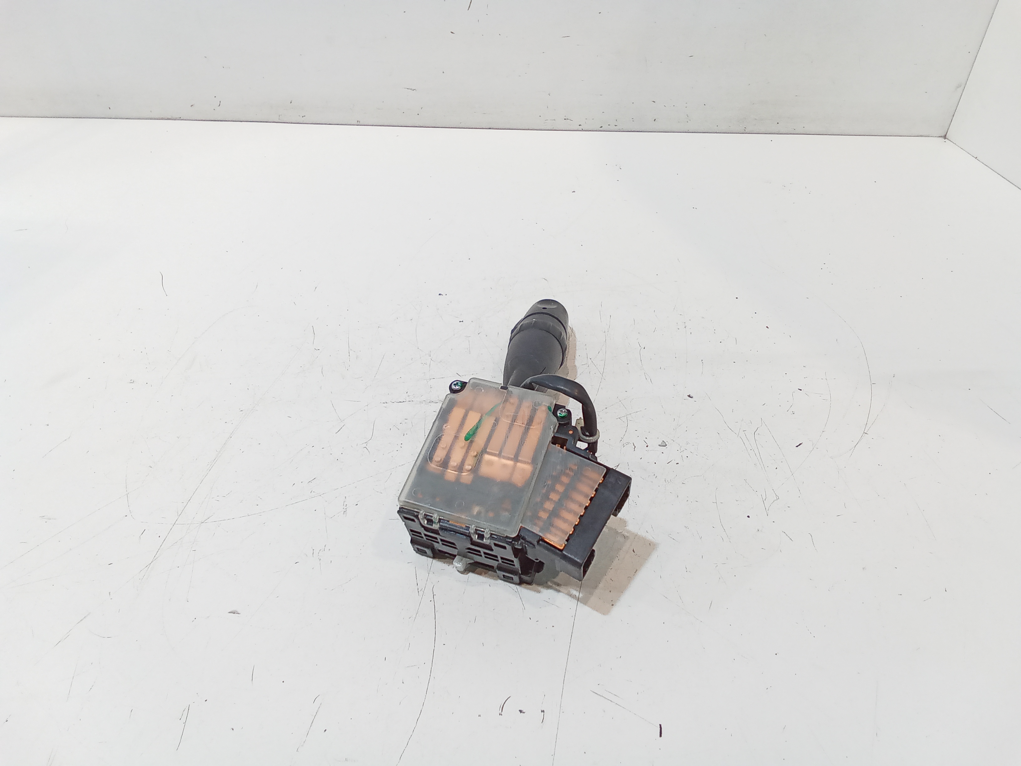 Devioluci sinistro per Mahindra Genio (2015 - 2018)