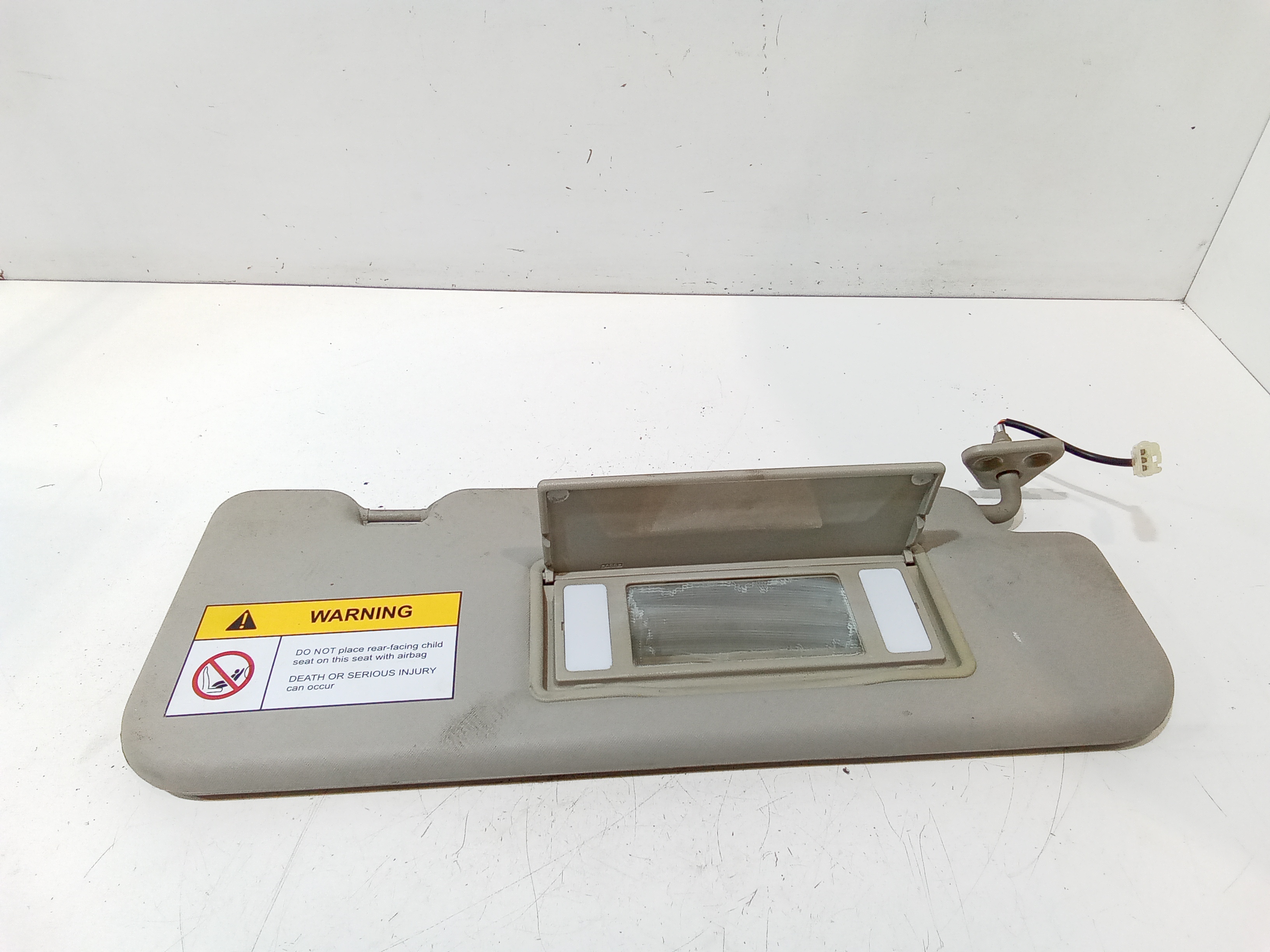 Parasole aletta Lato Passeggero per Mahindra Genio (2015 - 2018)