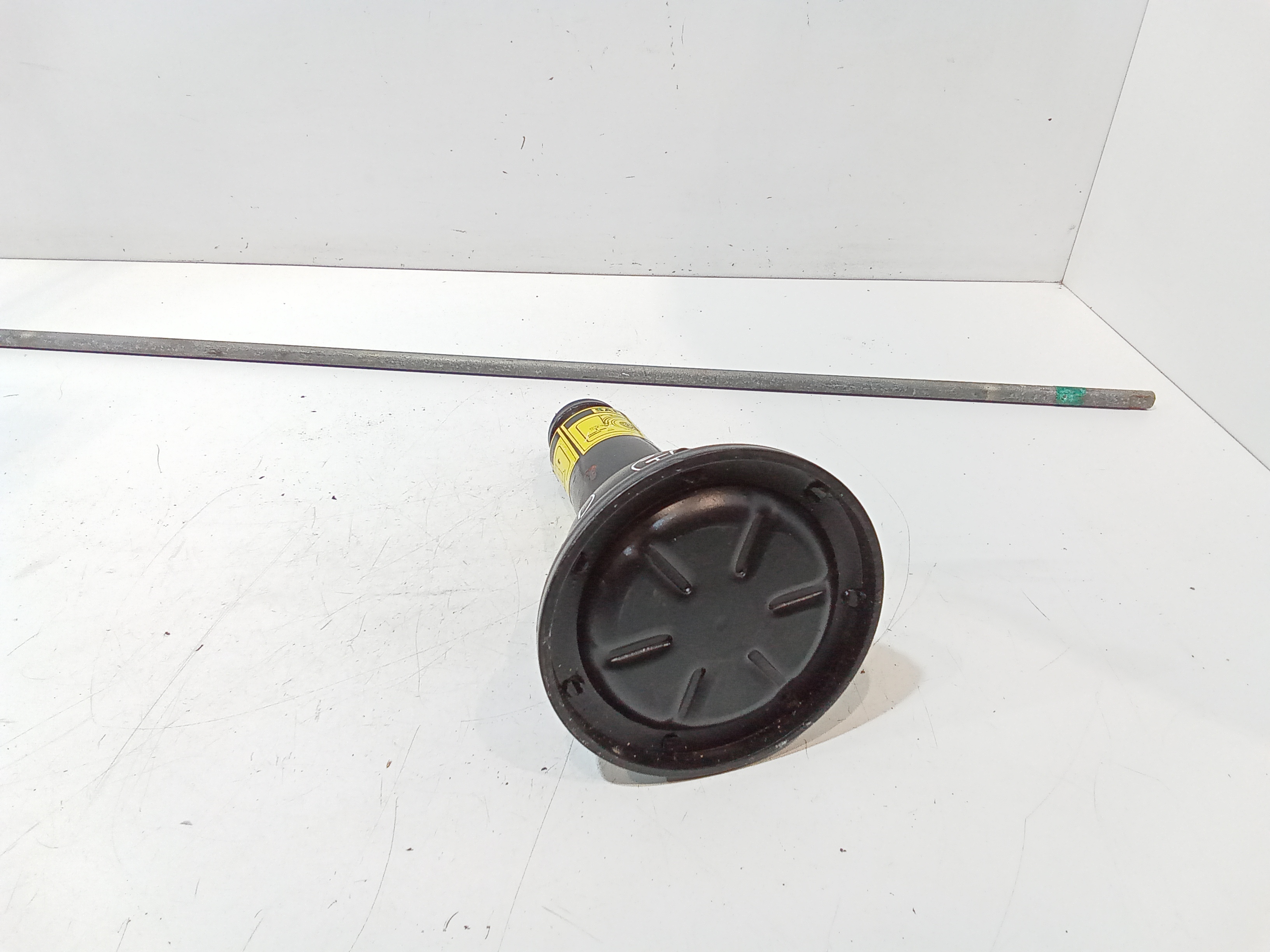 Cric per Mahindra Genio (2015 - 2018)