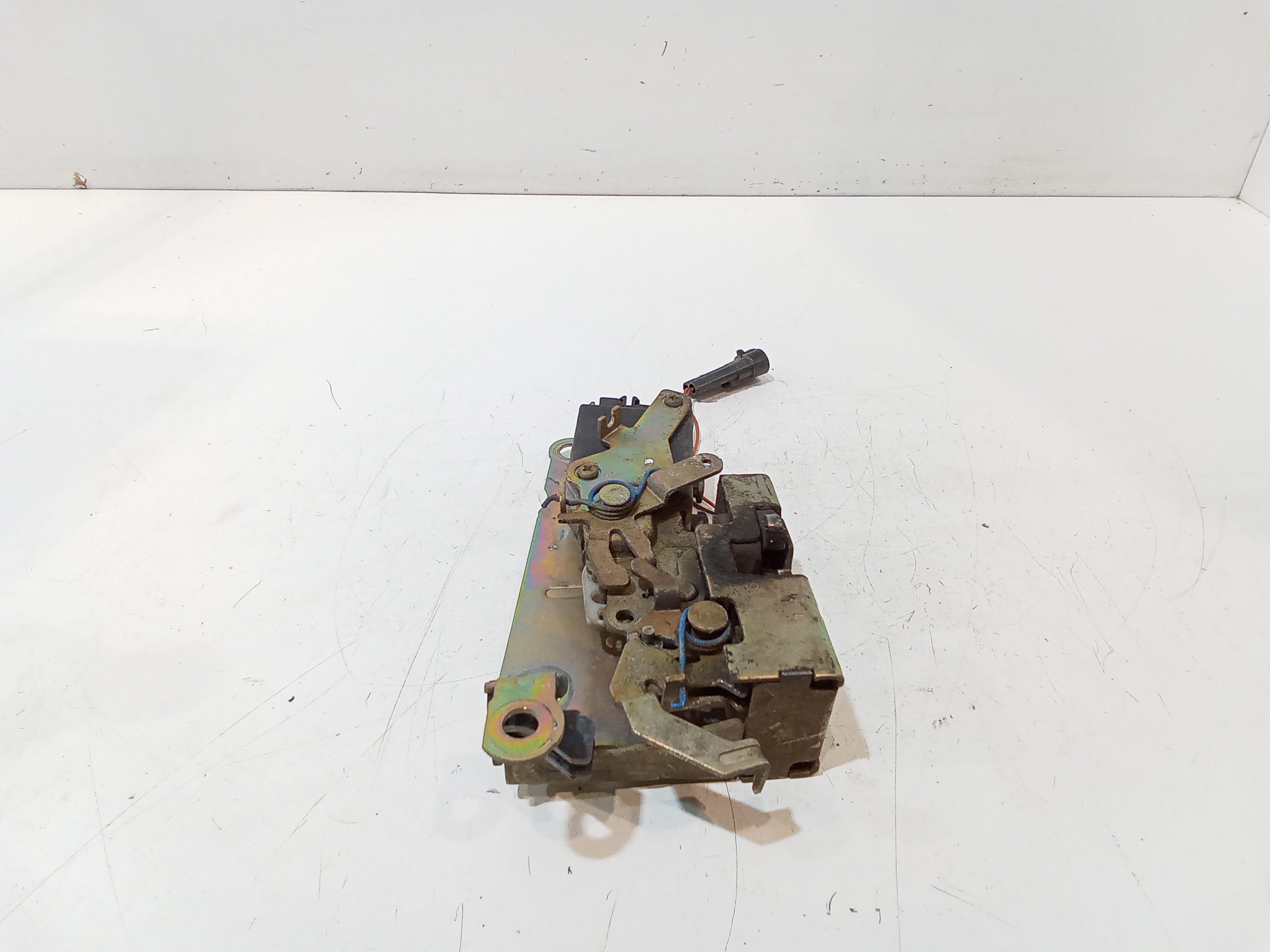 Attuatore serratura anteriore sinistro per Smart Fortwo Coup 2 Serie (2003 - 2007)