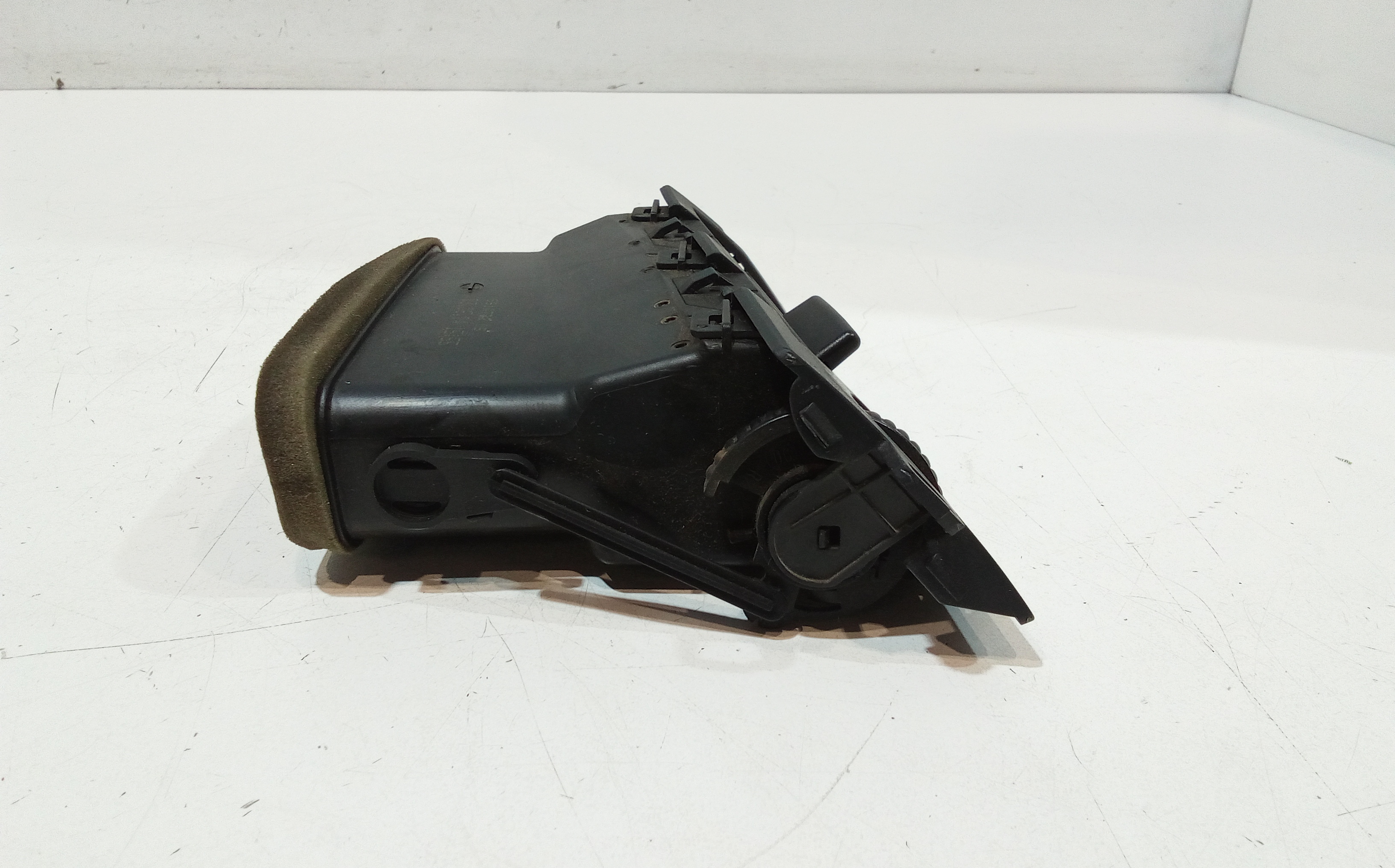 Bocchetta aria cruscotto lato passeggero per Bmw Serie 5 E60 Touring (2003 - 2010)