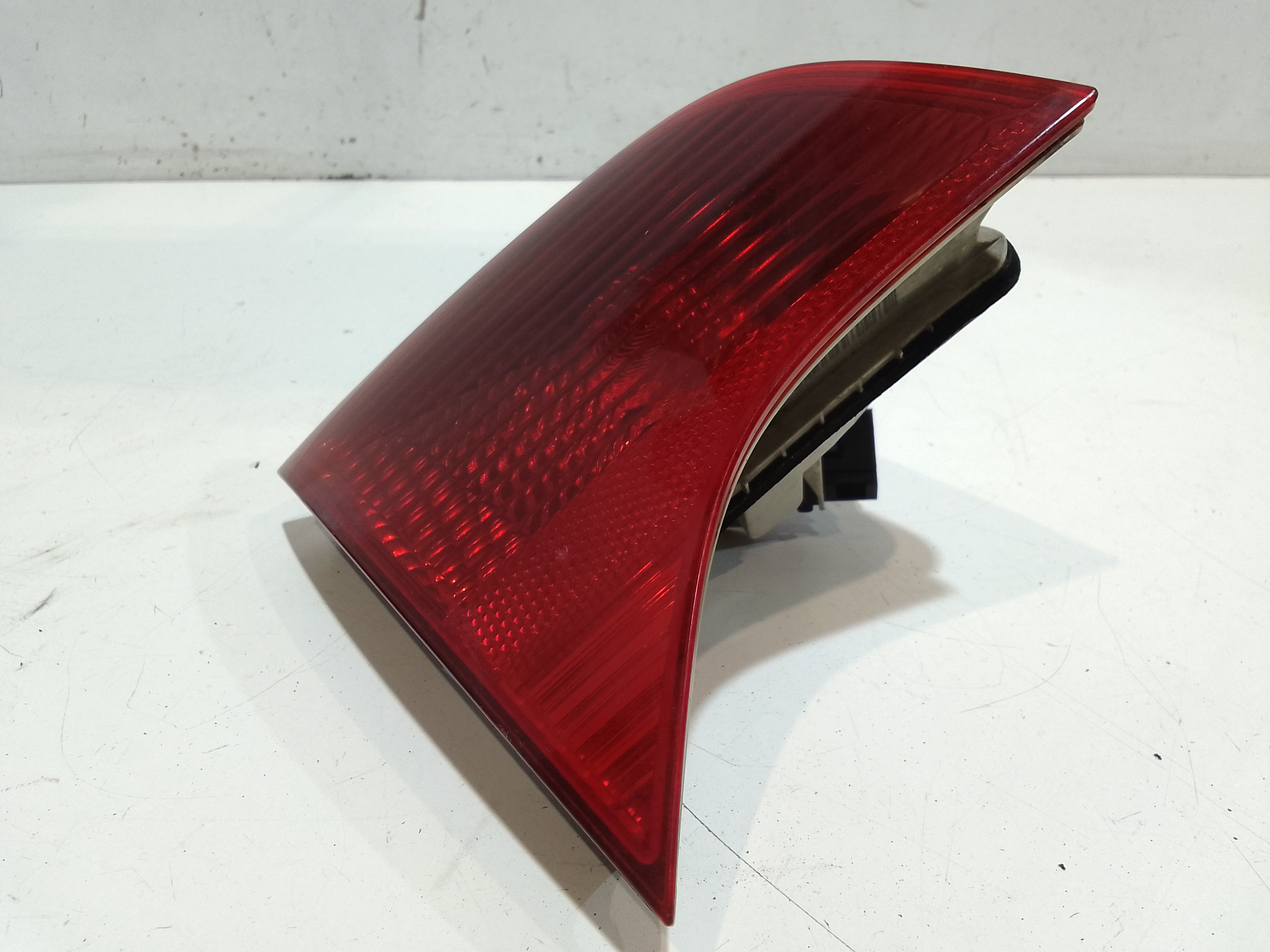 Stop Posteriore Sinistro Integrato nel Portello per Audi A4 Avant (8ed) (04>08) (2004 - 2008)