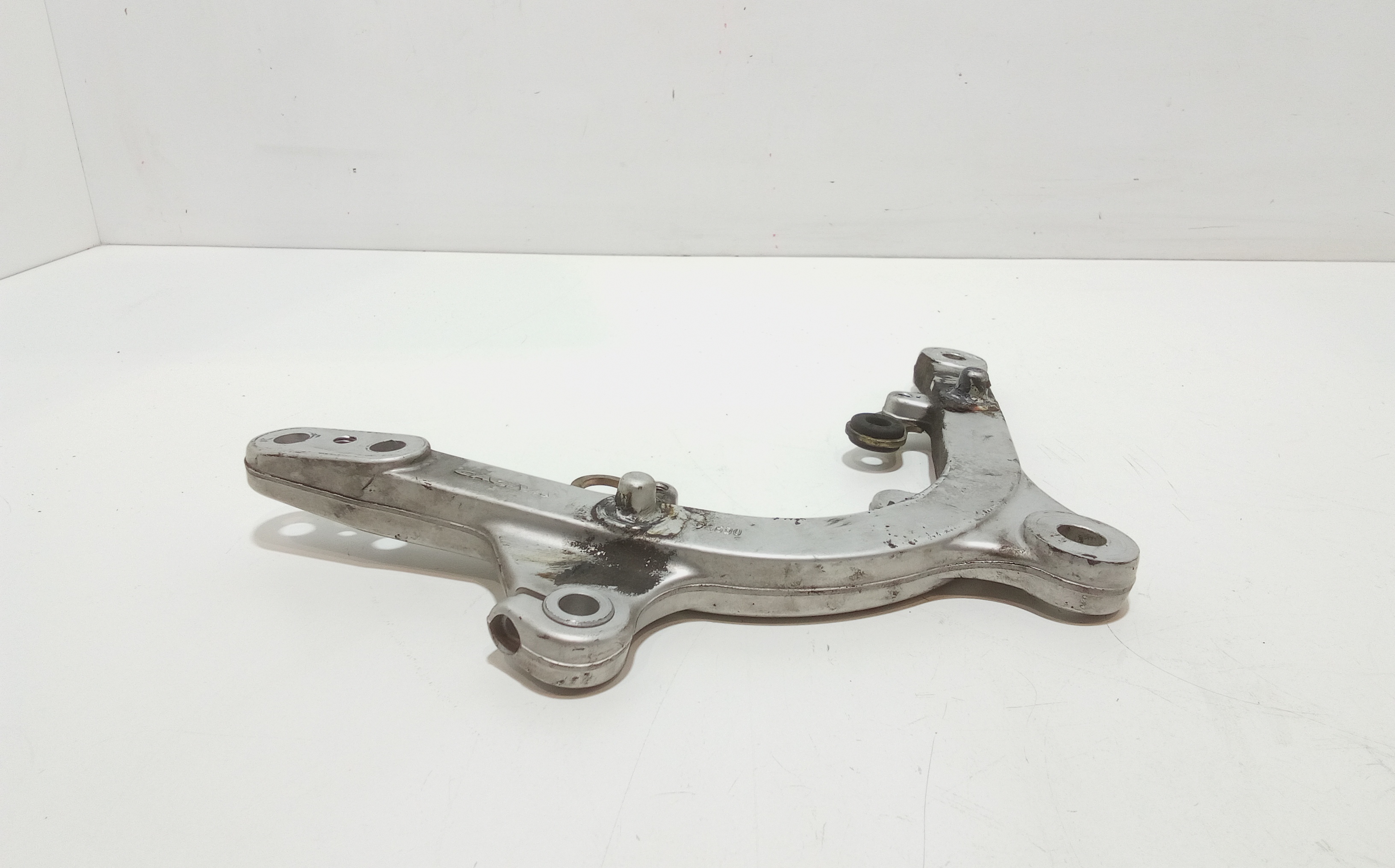Staffa supporto motore per Cagiva Navigator 1000cc (2000 - 2005)