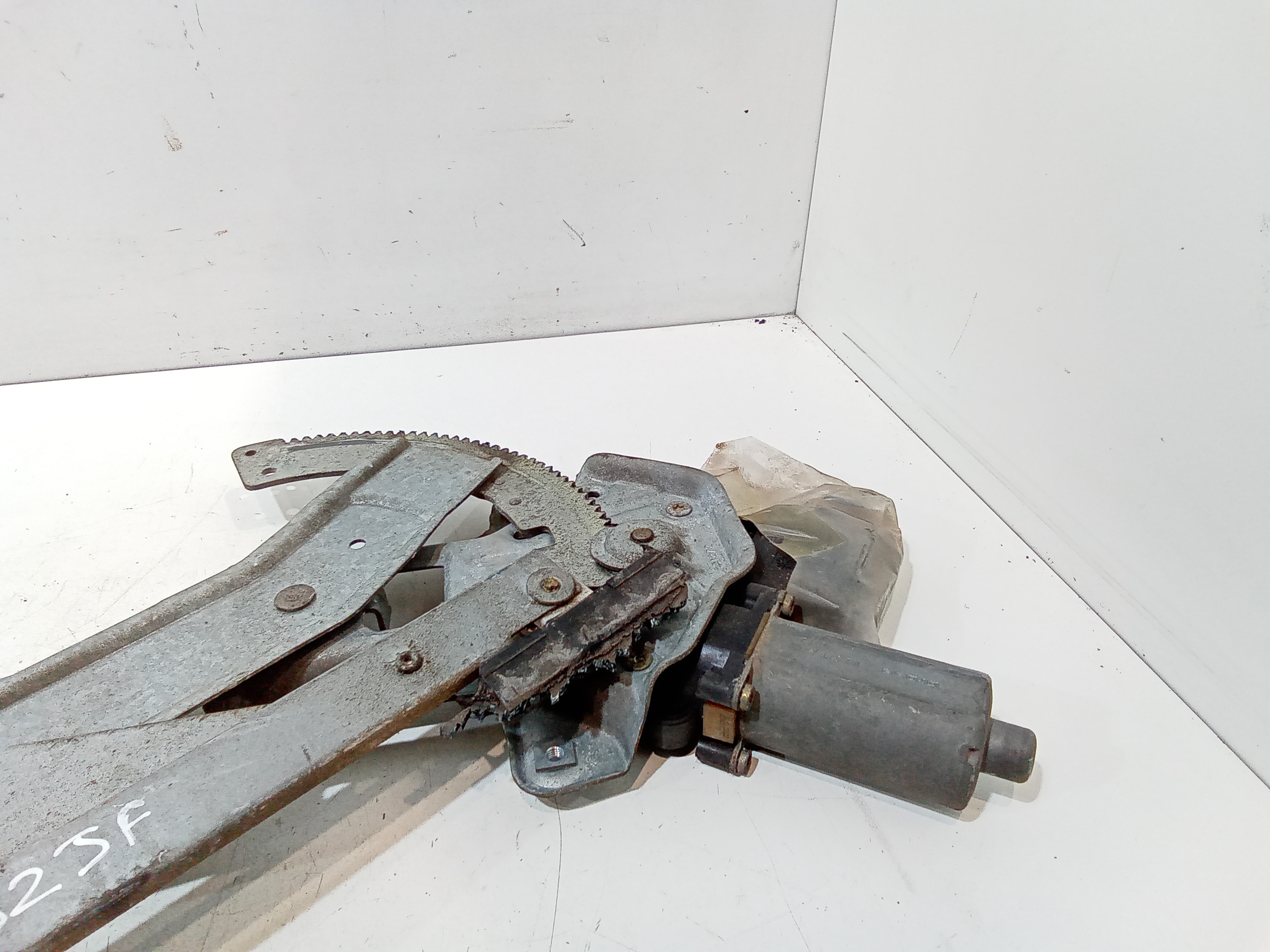 Cremagliera anteriore sinistra Guida per Toyota Corolla Berlina 2 Serie (2000 - 2002)