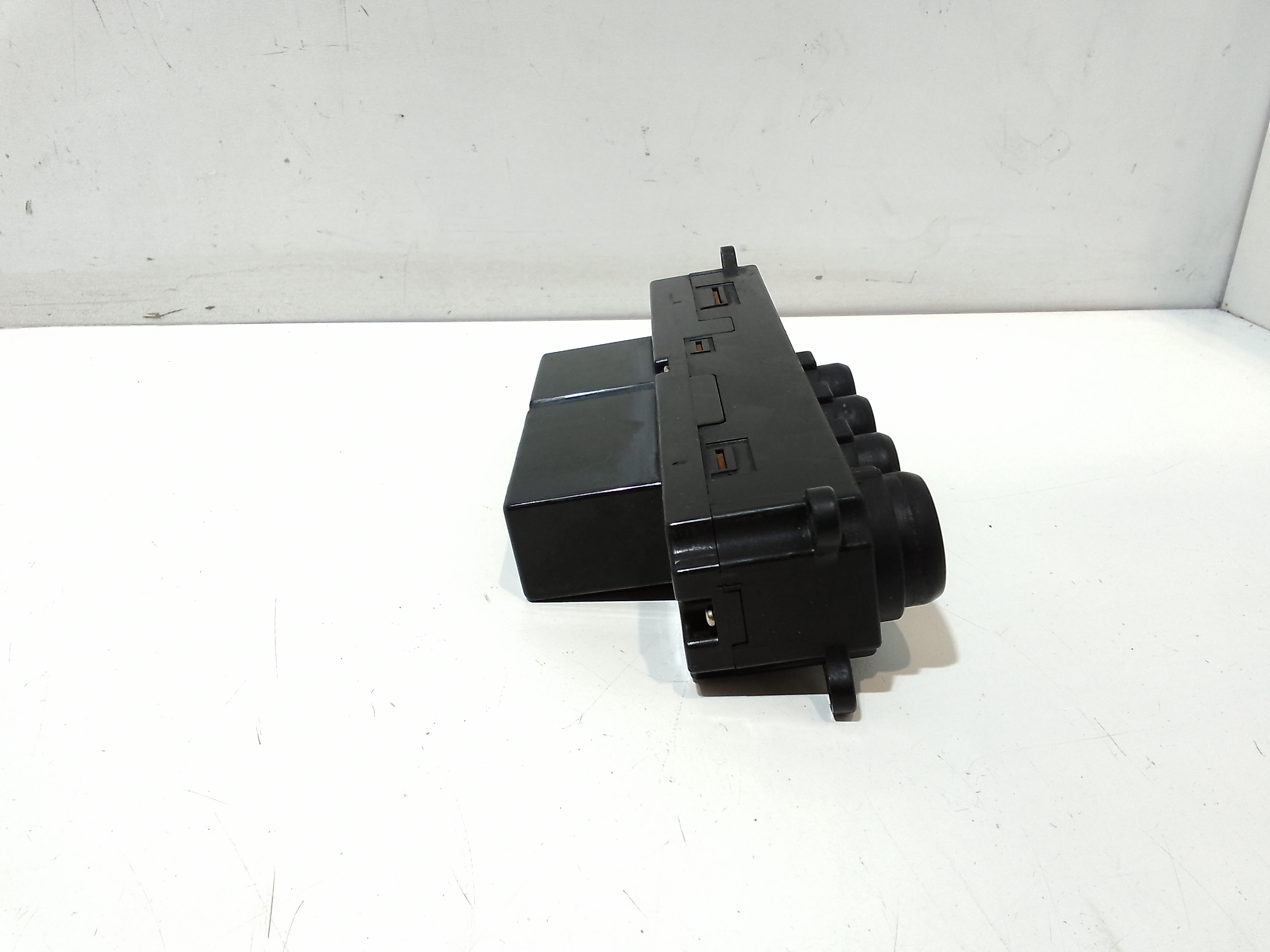 Pulsantiera Centrale per Kia Sportage Serie (98>04) (1998 - 2004)