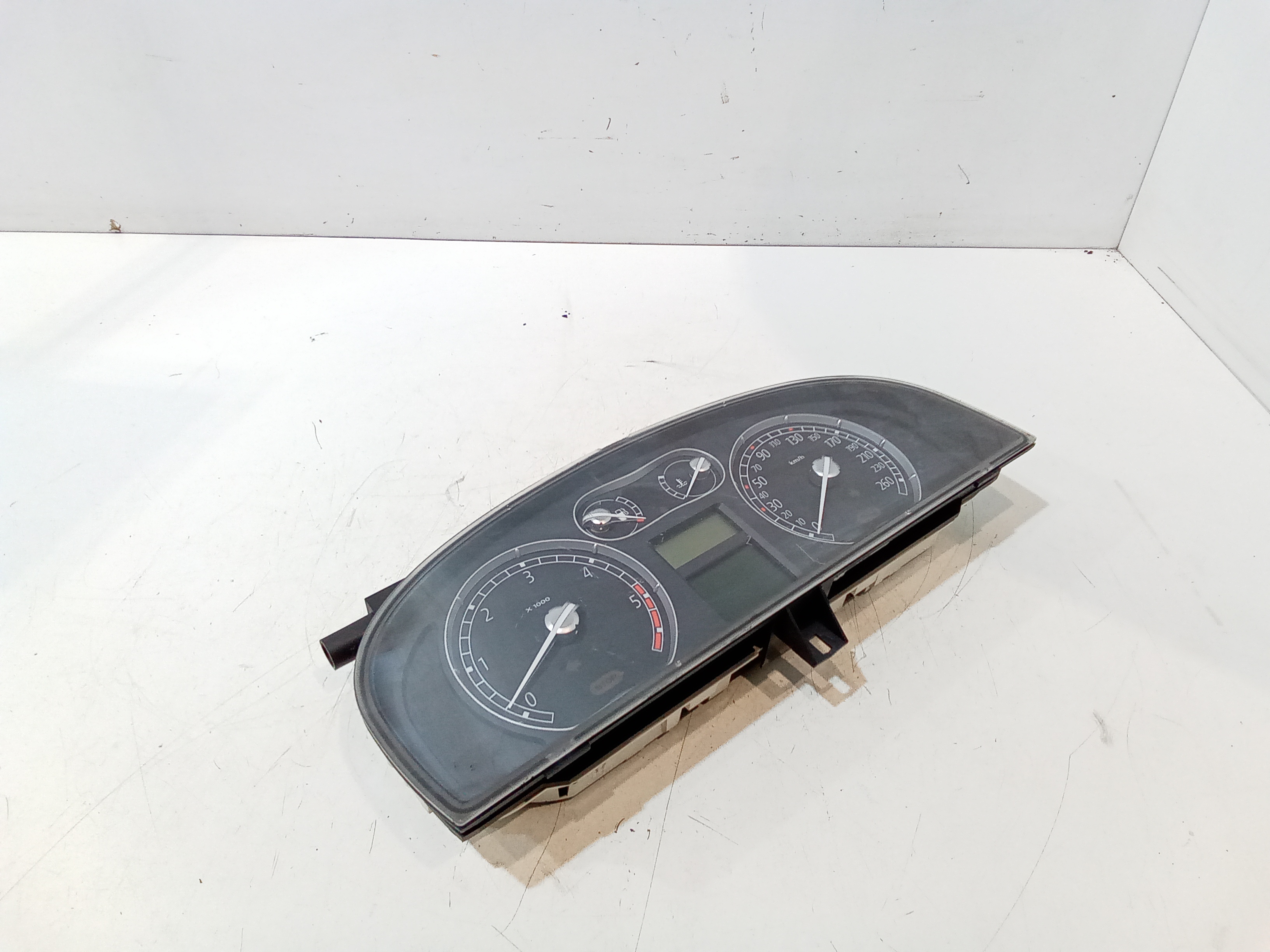 Quadro Strumenti per Renault Laguna Grand Tour 4 Serie (2005 - 2007)