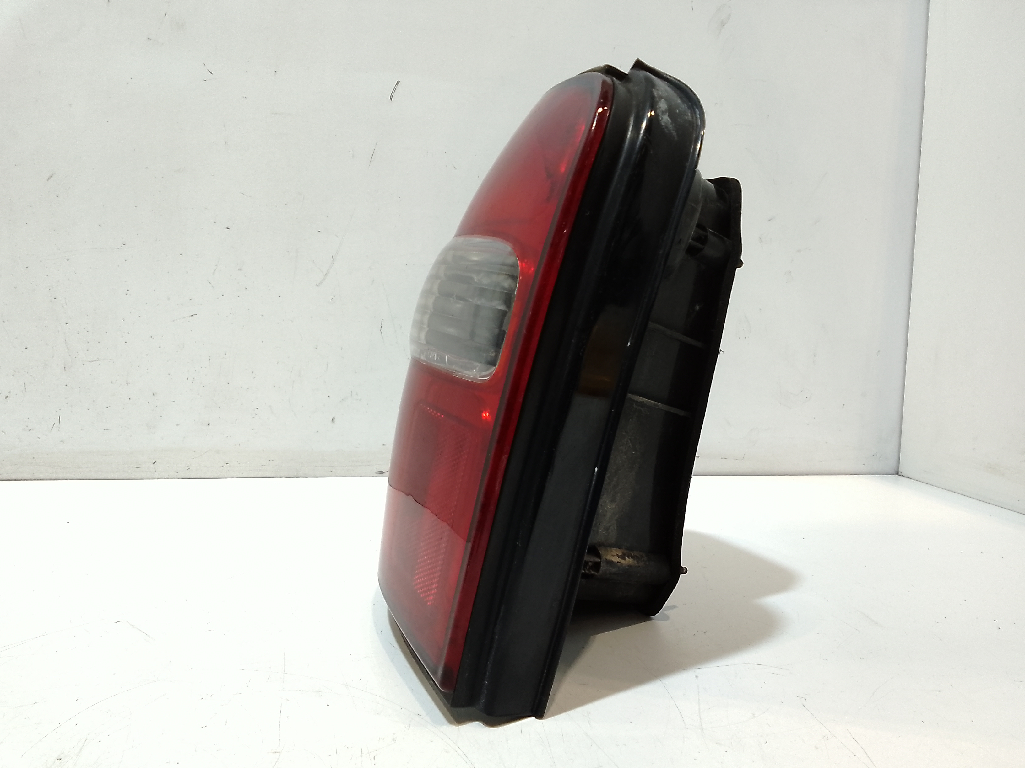 Stop fanale Posteriore sinistro lato Guida per Kia Sportage Serie (98>04) (1998 - 2004)