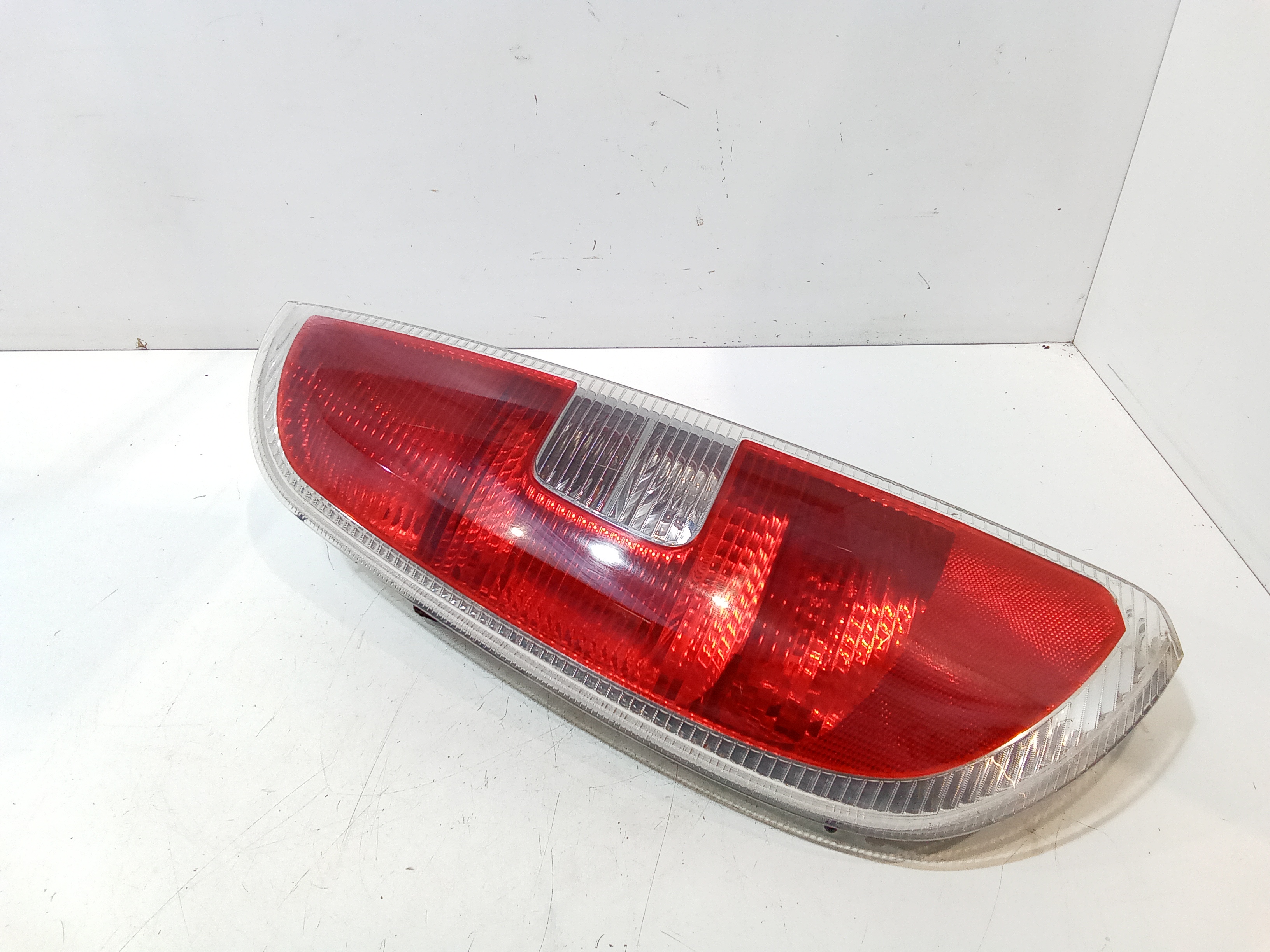 Stop fanale Posteriore sinistro lato Guida per Skoda Roomster 1 Serie (2006 - In produzione)