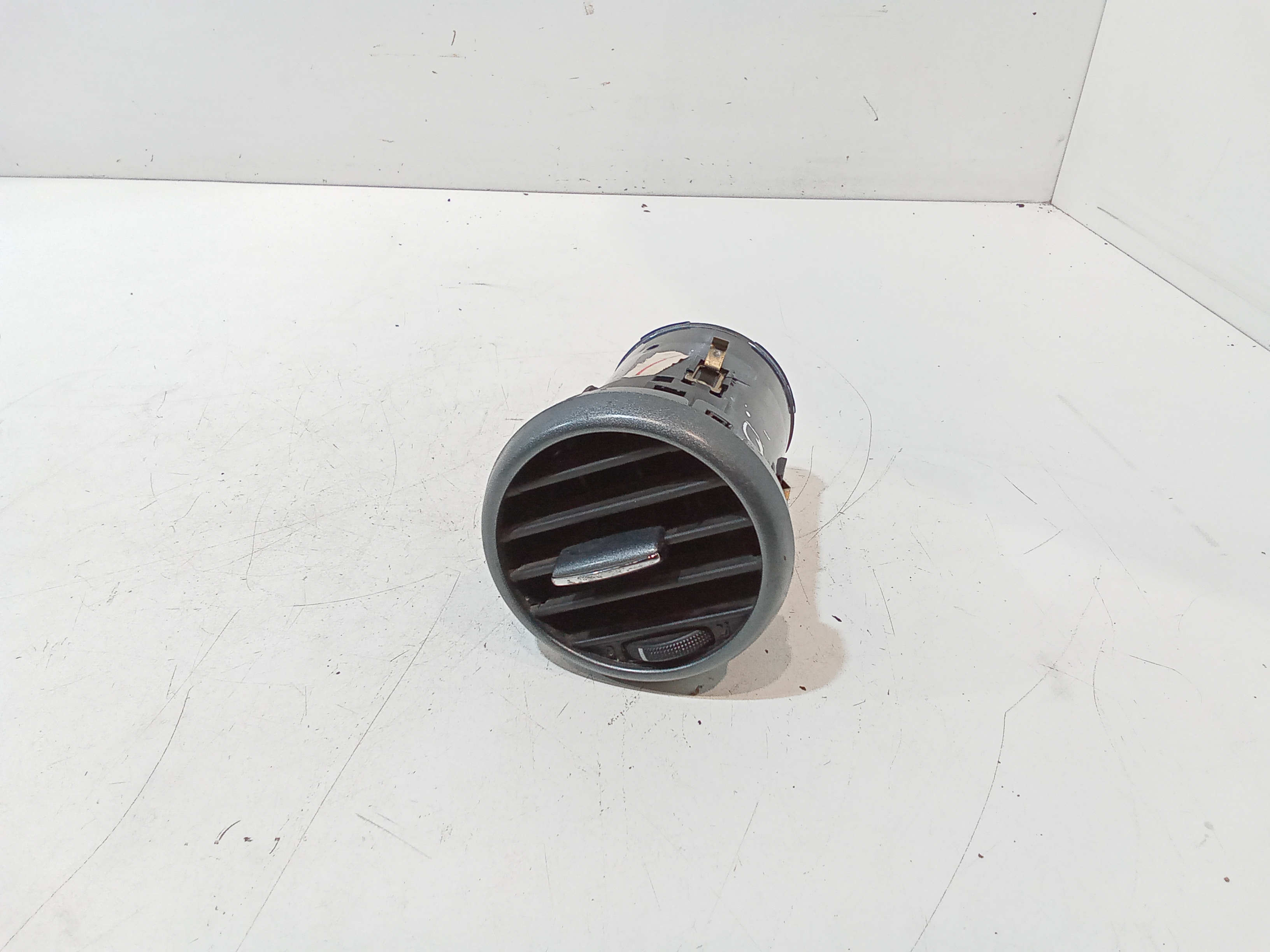 Bocchetta aria cruscotto lato guida per Seat Leon 2 Serie (2005 - 2009)