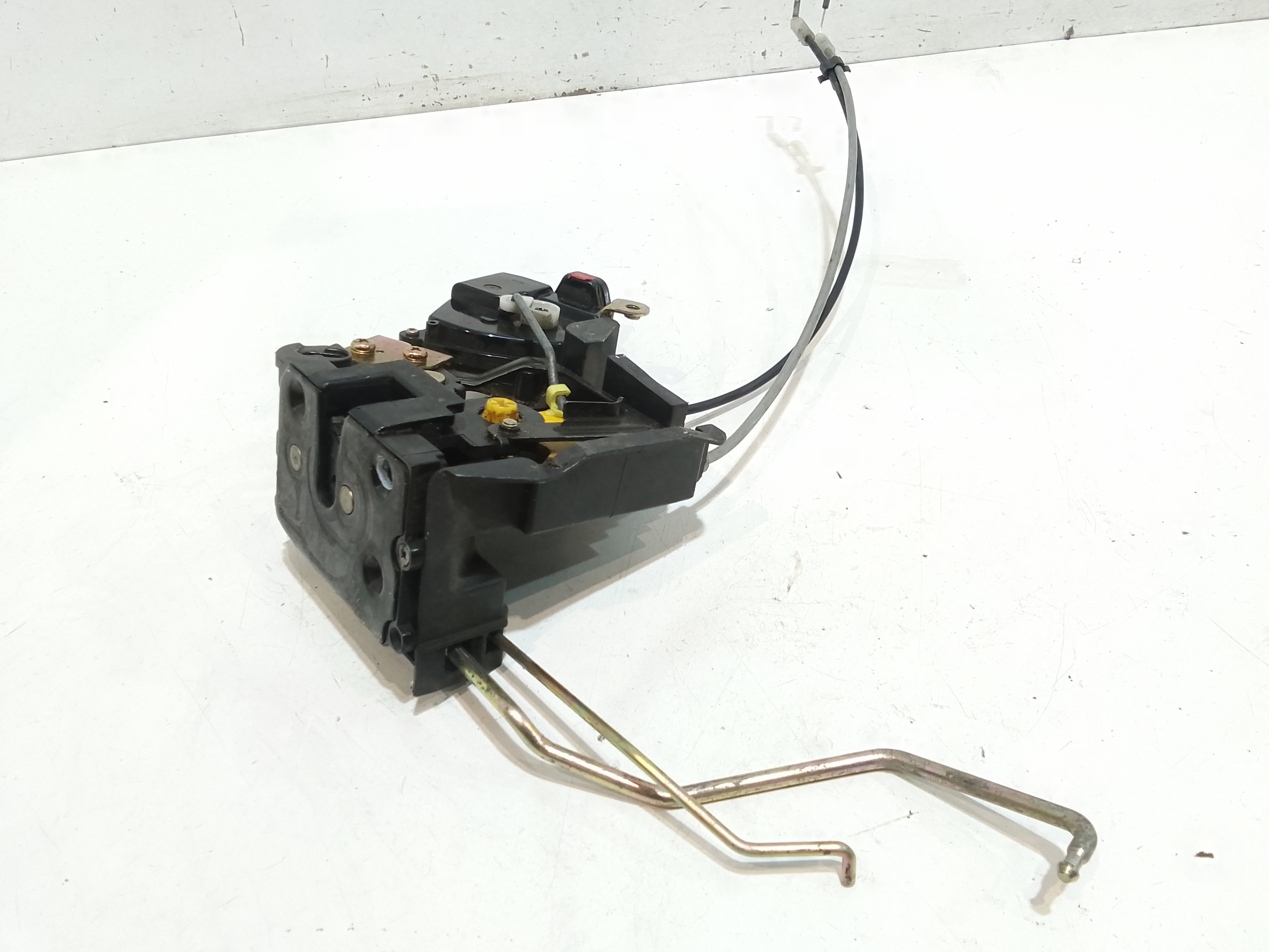 Serratura Anteriore Destra per Kia Rio 3 Serie (2005 - 2011)