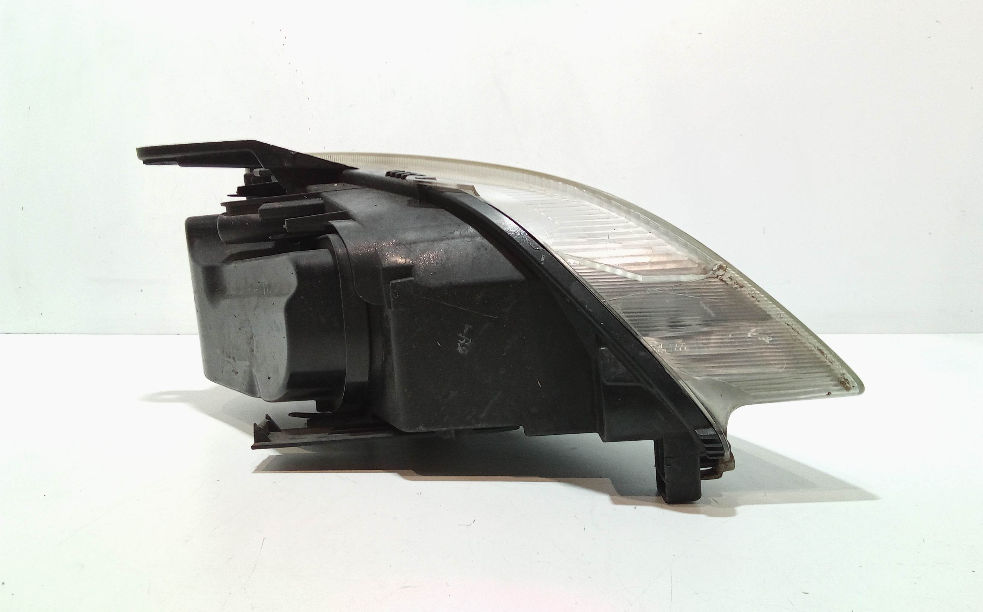 Faro anteriore Sinistro Guida per Ford Focus Berlina 3 Serie (2004 - 2008)