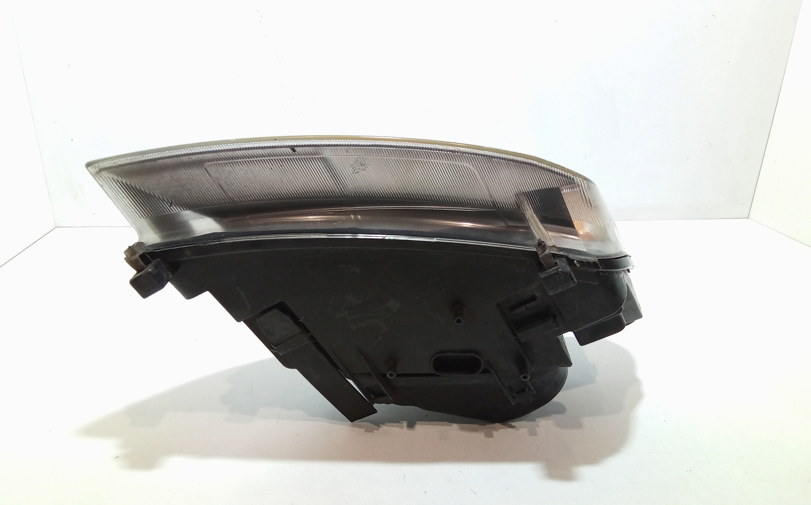 Faro anteriore Sinistro Guida per Ford Focus Berlina 3 Serie (2004 - 2008)