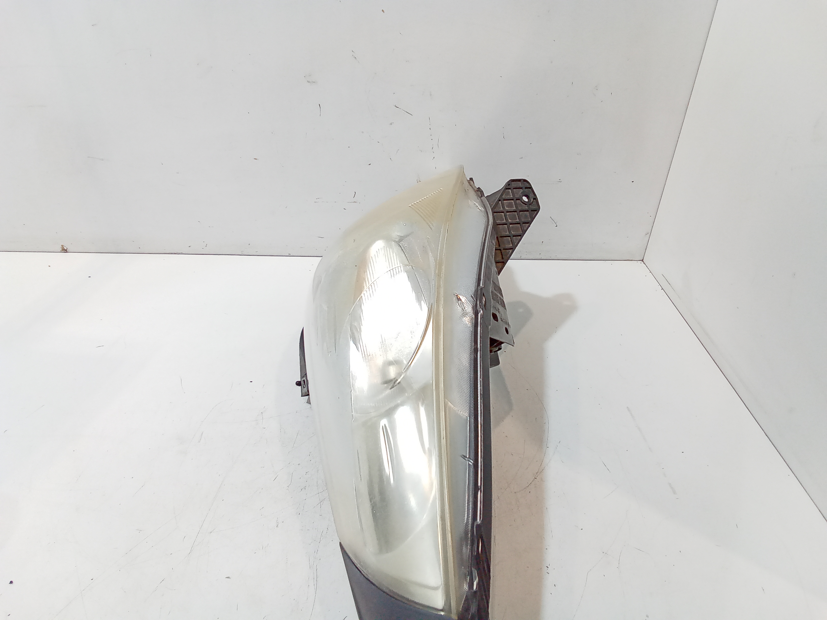 Faro anteriore Sinistro Guida per Chevrolet Spark 1 Serie (2009 - 2012)