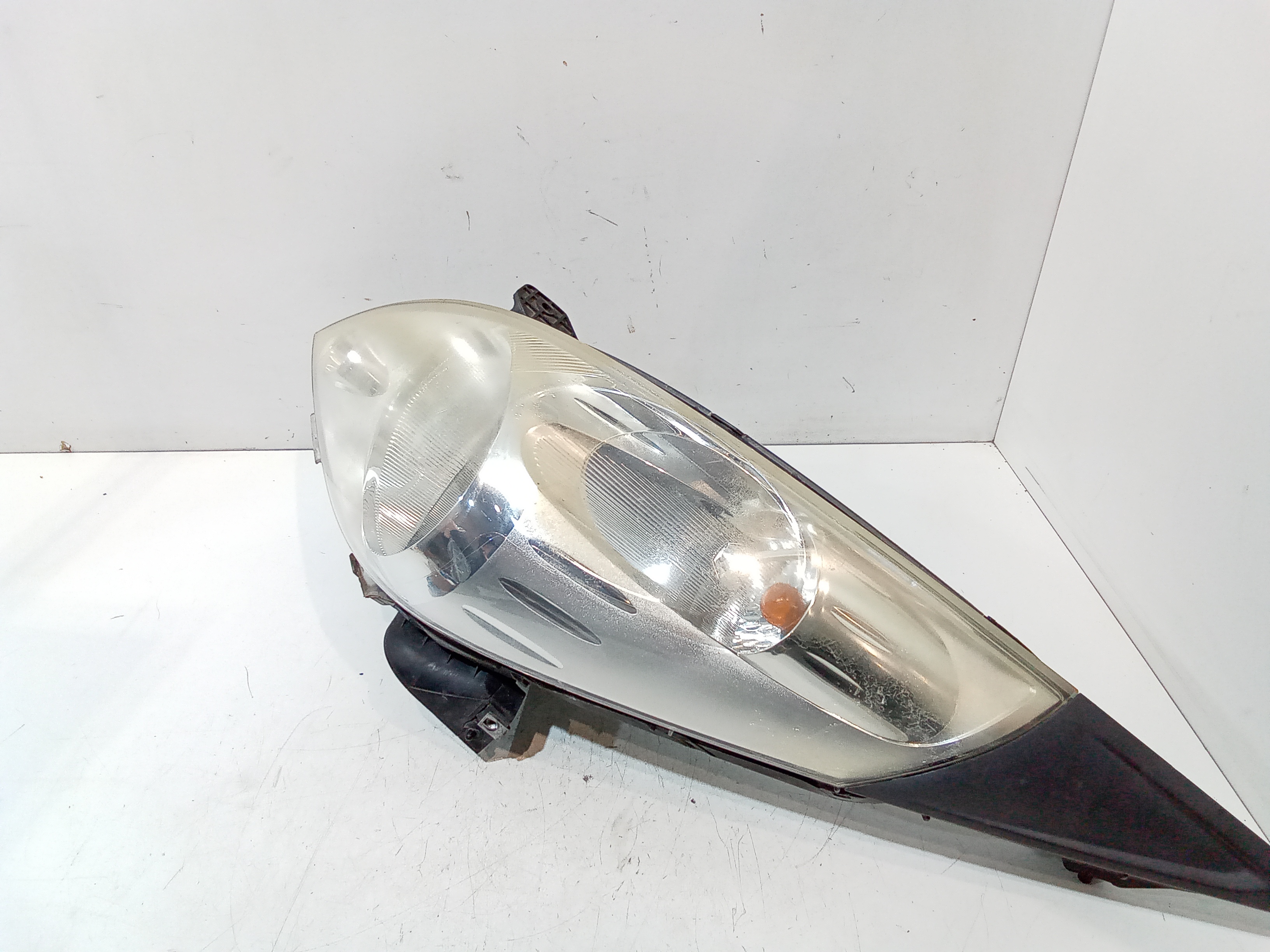 Faro anteriore Sinistro Guida per Chevrolet Spark 1 Serie (2009 - 2012)
